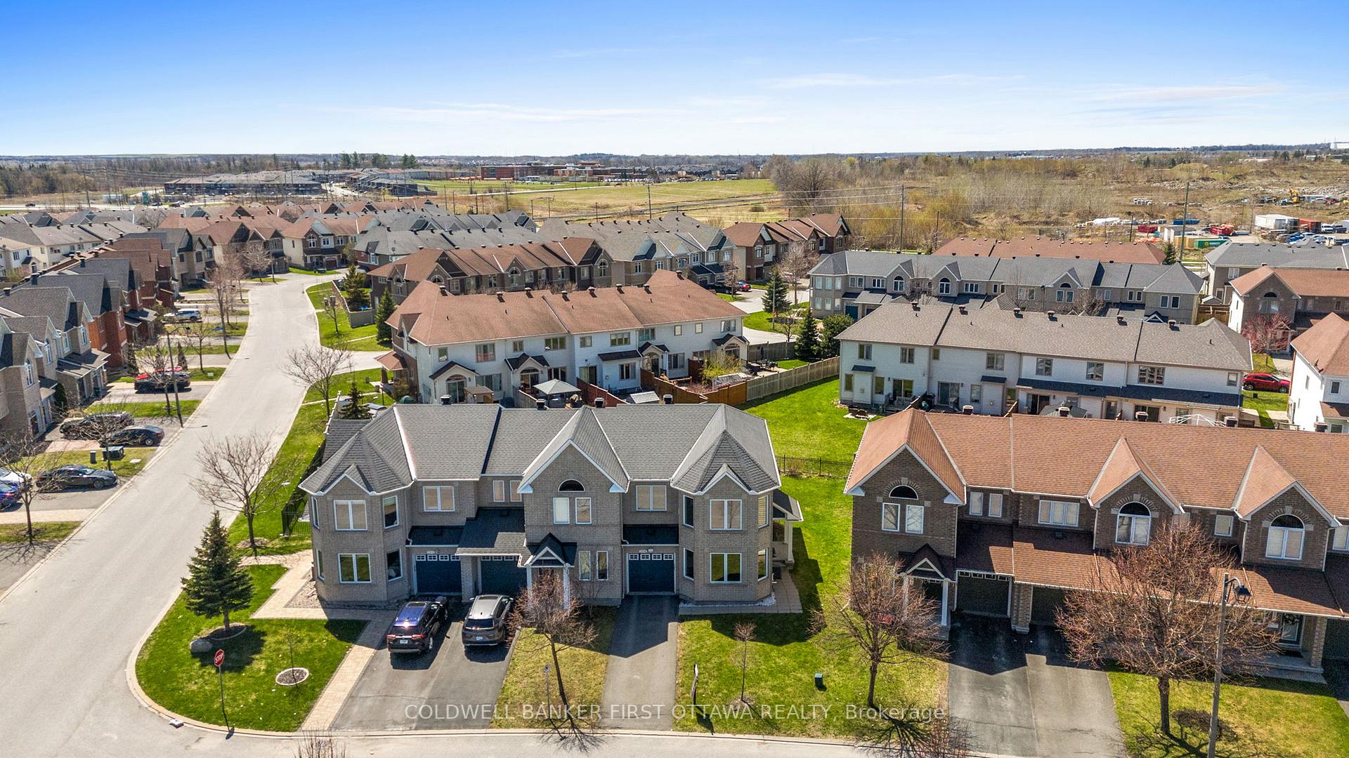 Photo 40 of 104 Dunforest Terrace, Ottawa, Barrhaven - Strandherd — HOMEH
