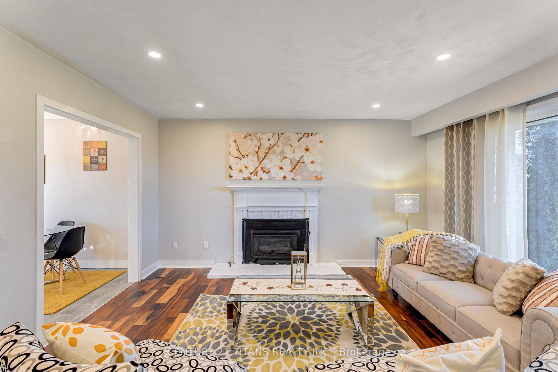 Photo 6 of 14 Darlington Boulevard, Clarington, Courtice — HOMEH