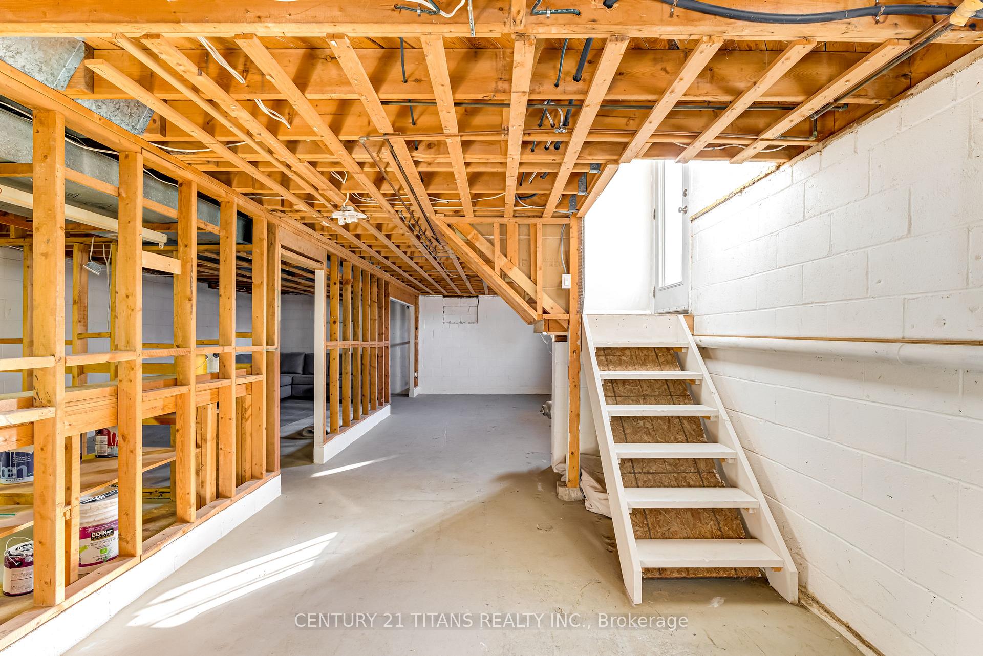 Photo 17 of 14 Darlington Boulevard, Clarington, Courtice — HOMEH