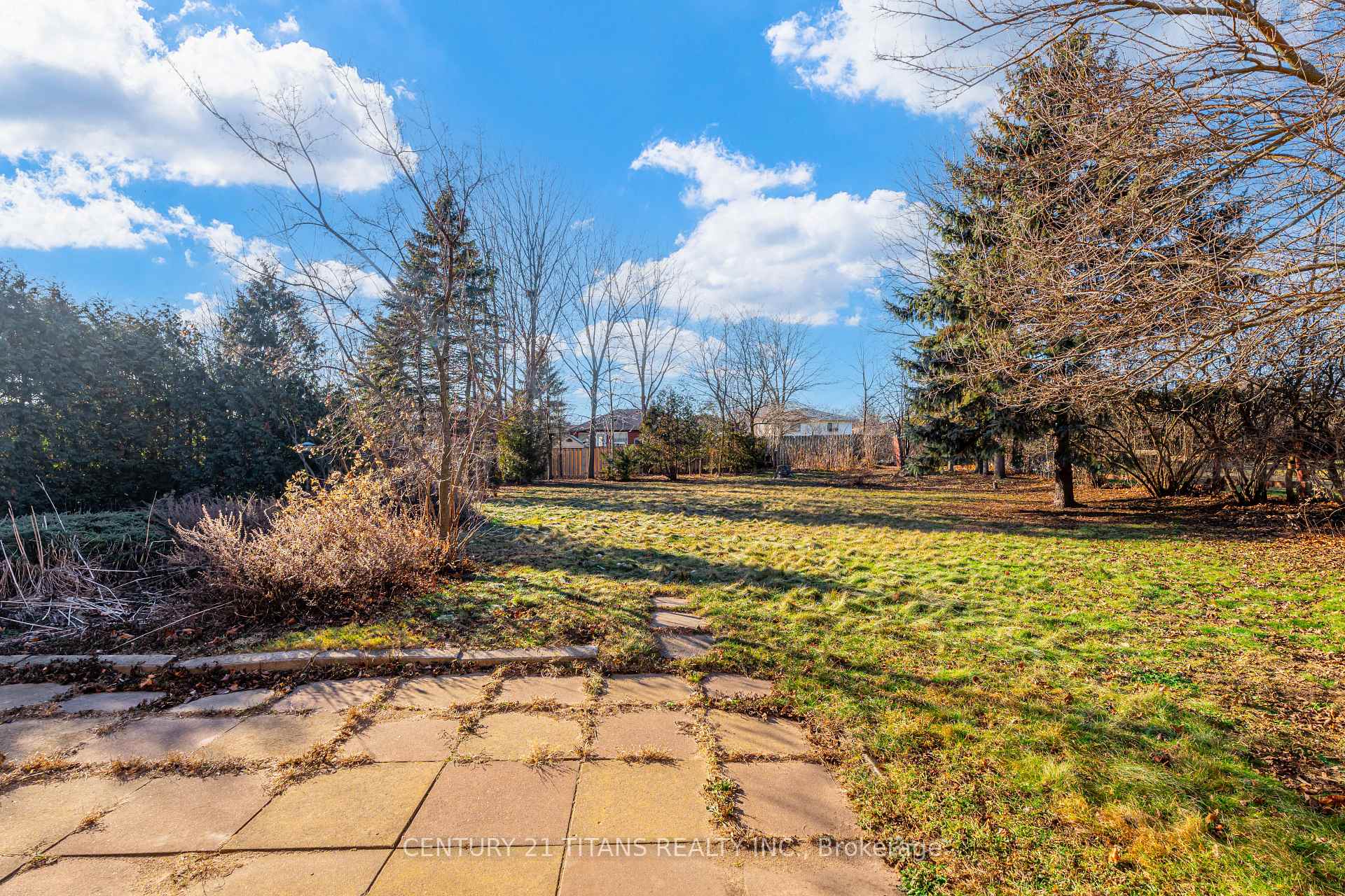 Photo 20 of 14 Darlington Boulevard, Clarington, Courtice — HOMEH