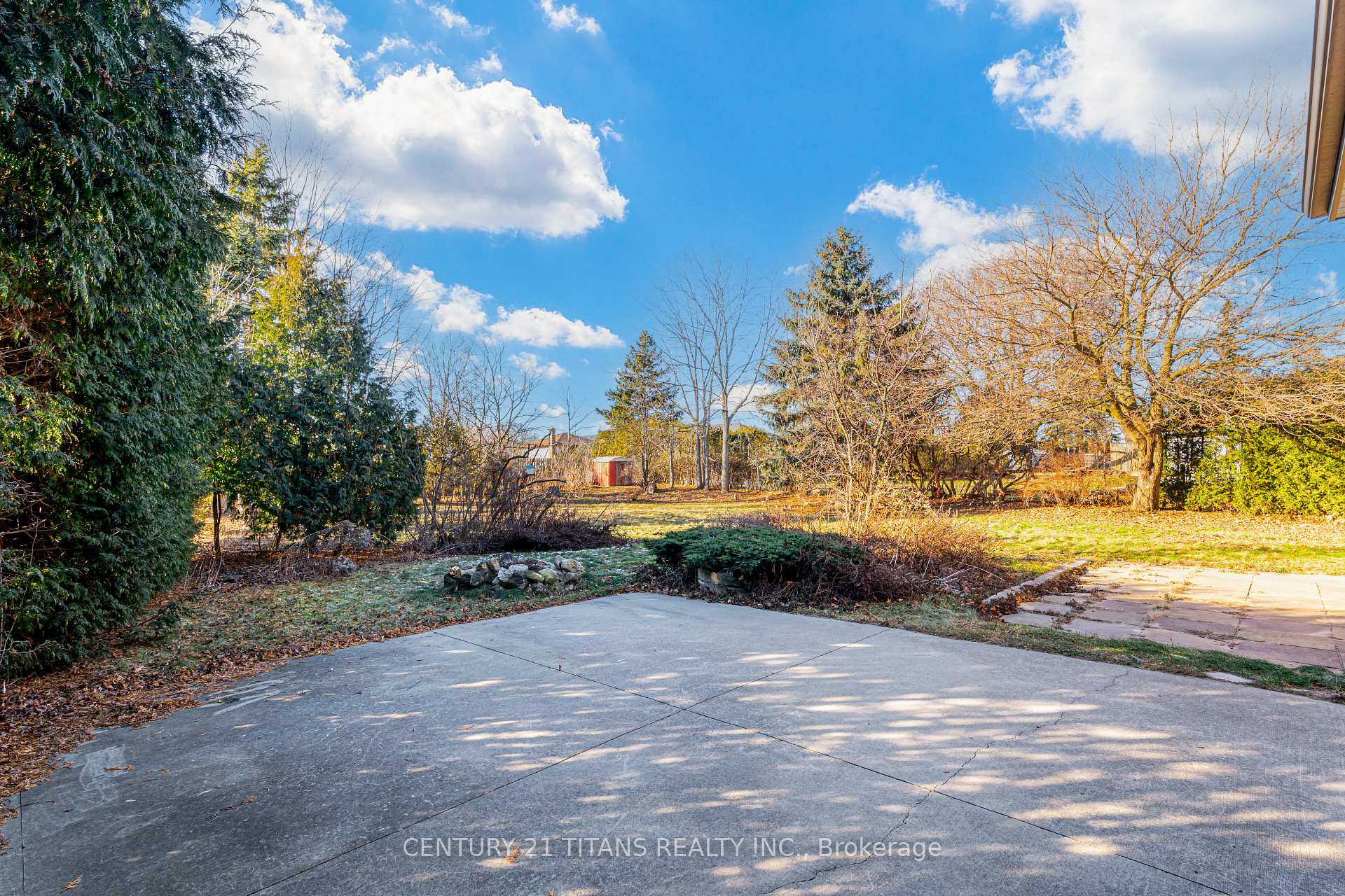 Photo 21 of 14 Darlington Boulevard, Clarington, Courtice — HOMEH