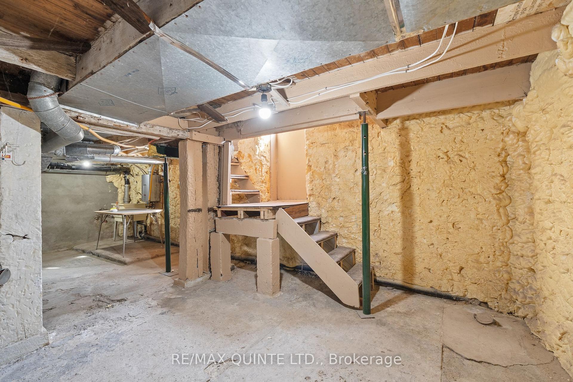 Photo 26 of 264 Victoria Avenue, Belleville, Belleville Ward — HOMEH