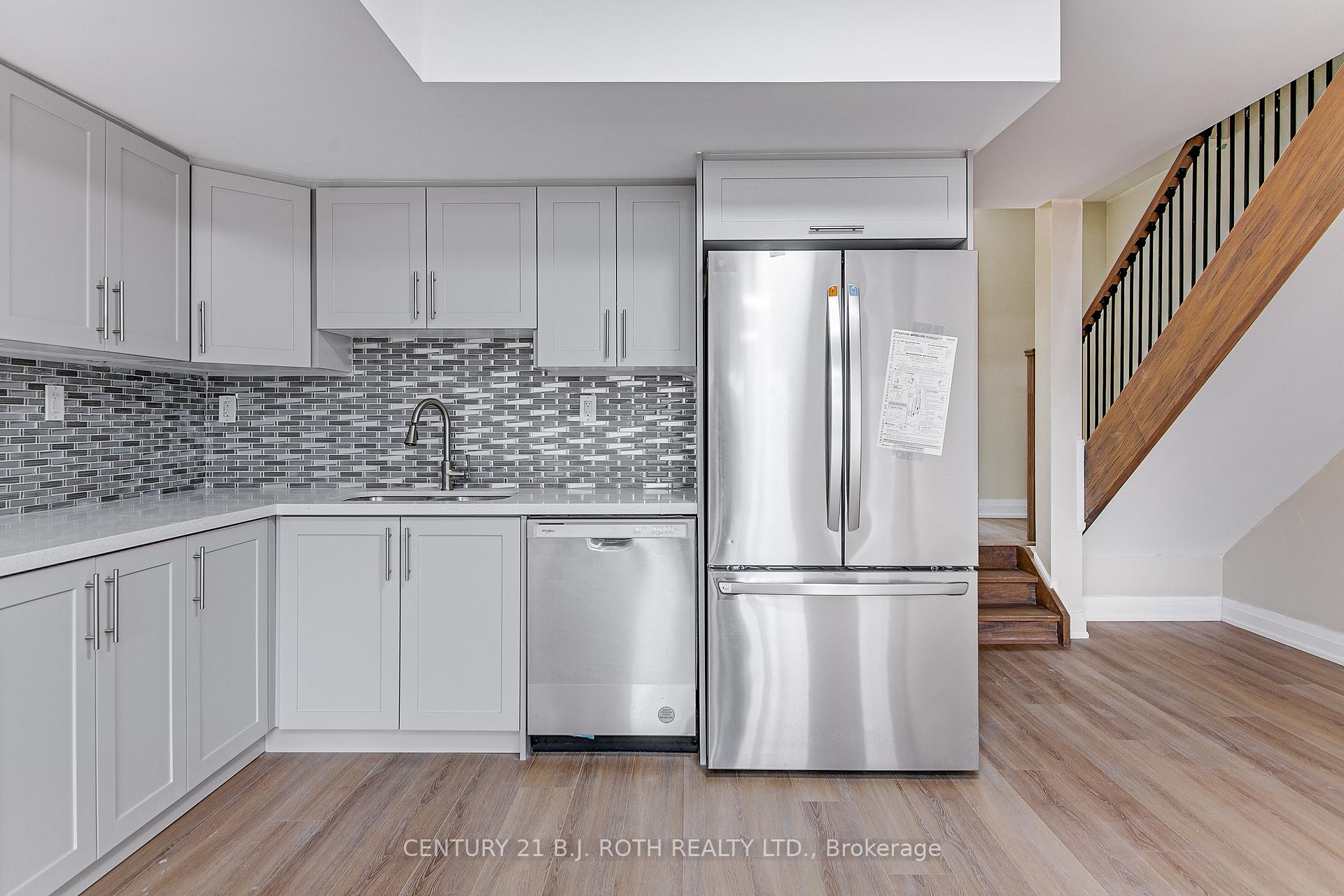 Photo 16 of Unit 4, 98 Peel Street, Barrie, Wellington — HOMEH