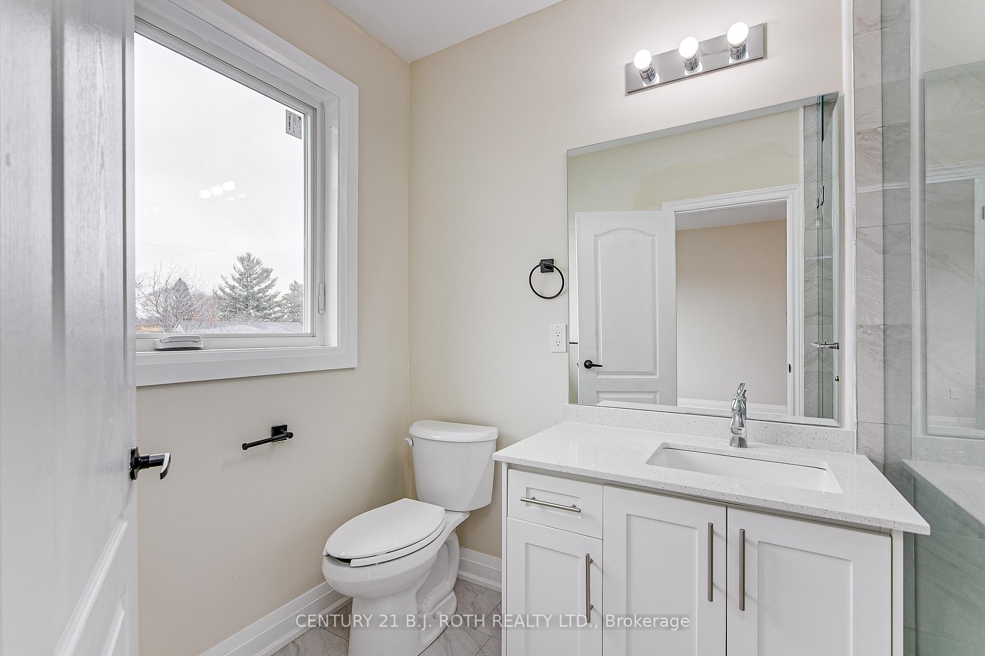 Photo 34 of Unit 4, 98 Peel Street, Barrie, Wellington — HOMEH