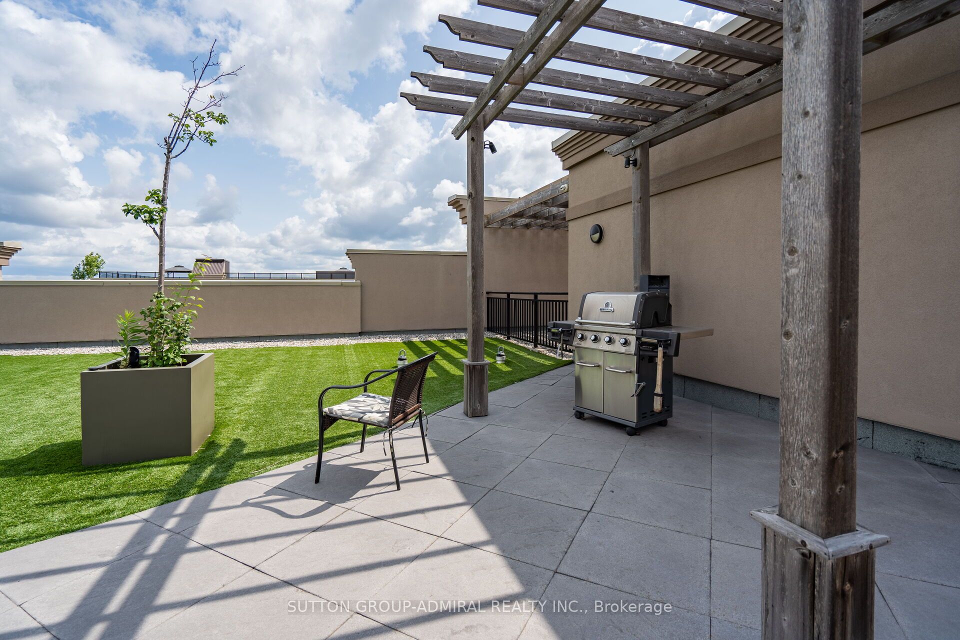 Photo 74 of Unit 104, 5317 Upper Middle Road, Burlington, Orchard — HOMEH