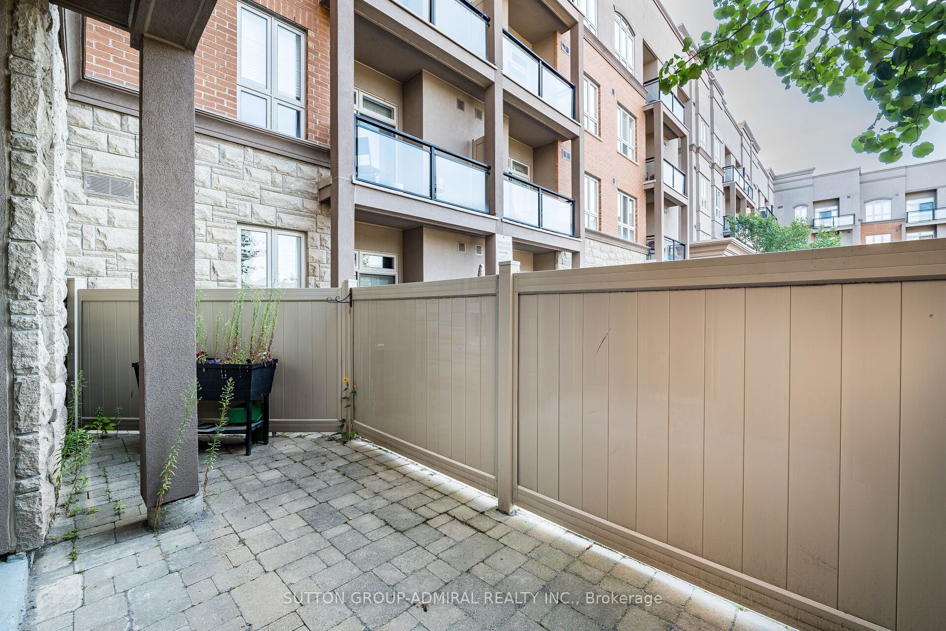 Photo 71 of Unit 104, 5317 Upper Middle Road, Burlington, Orchard — HOMEH