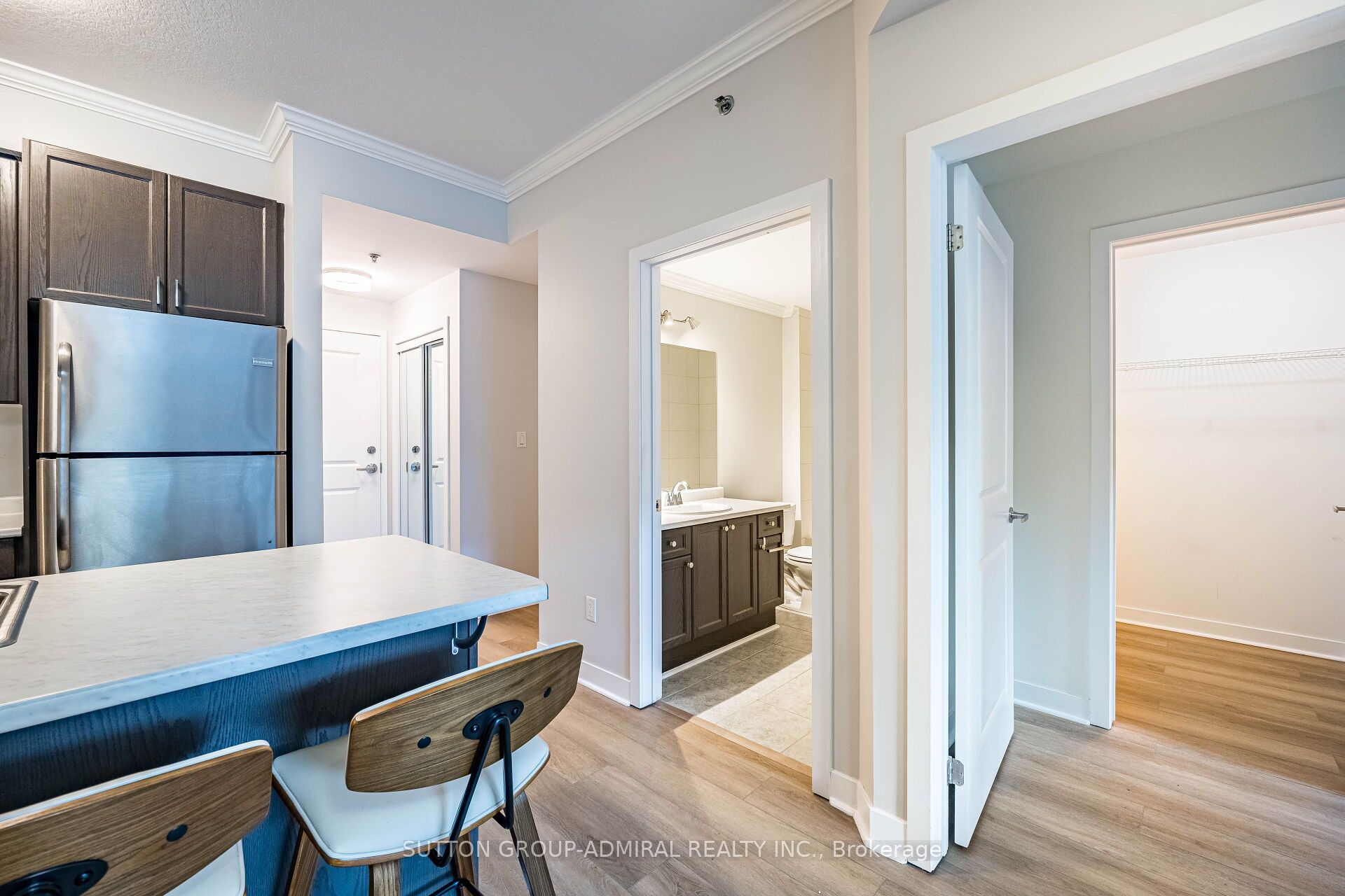 Photo 66 of Unit 104, 5317 Upper Middle Road, Burlington, Orchard — HOMEH