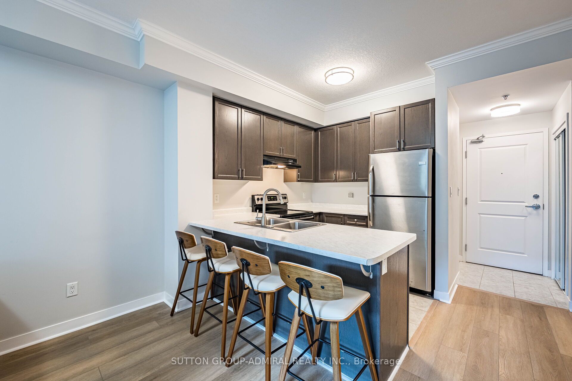 Photo 49 of Unit 104, 5317 Upper Middle Road, Burlington, Orchard — HOMEH