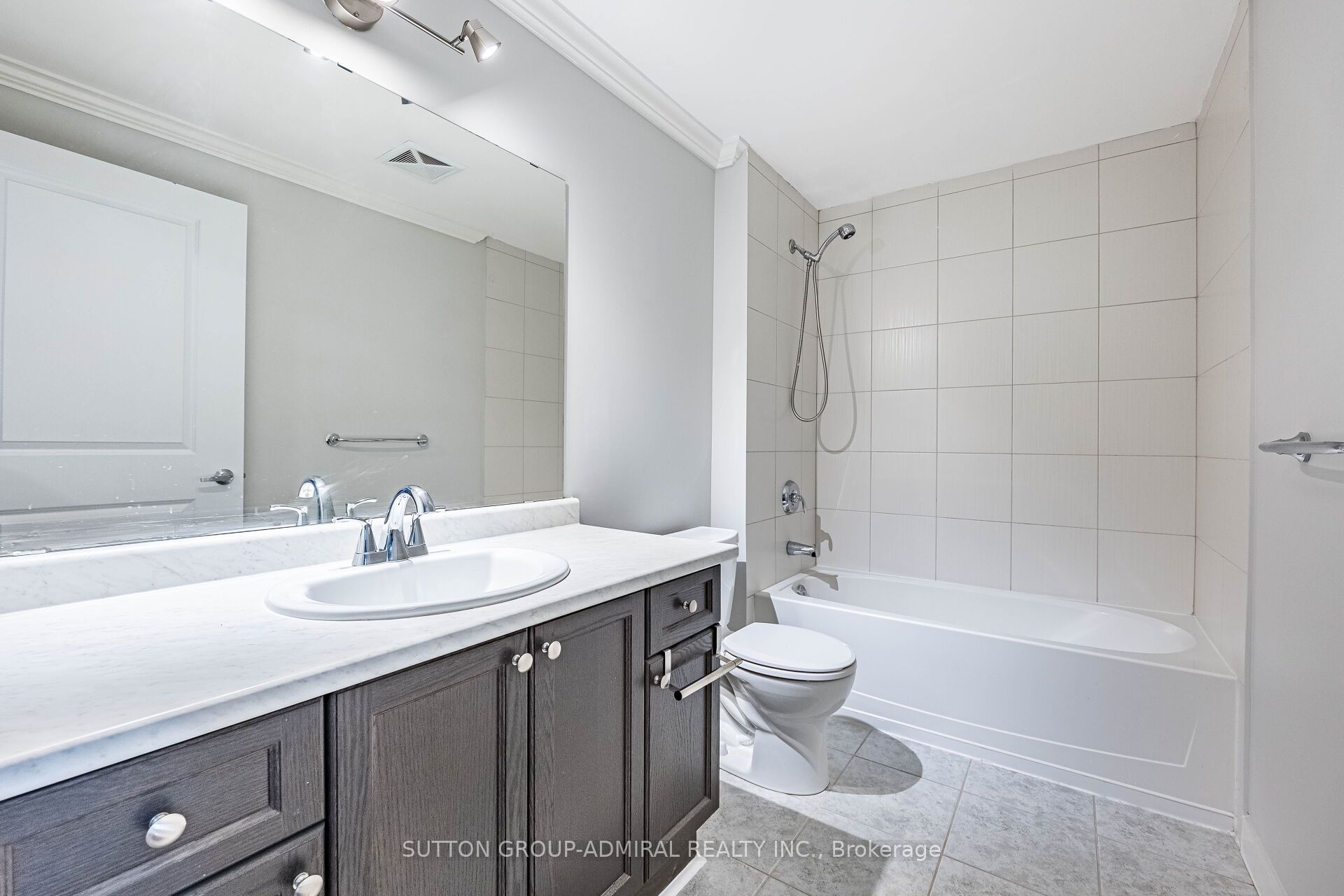 Photo 67 of Unit 104, 5317 Upper Middle Road, Burlington, Orchard — HOMEH