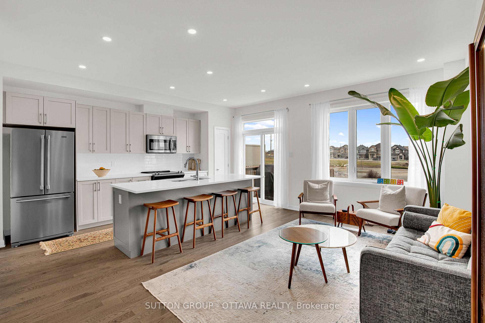 Photo 8 of 117 Teelin Circle, Ottawa, Barrhaven - Half Moon Bay — HOMEH