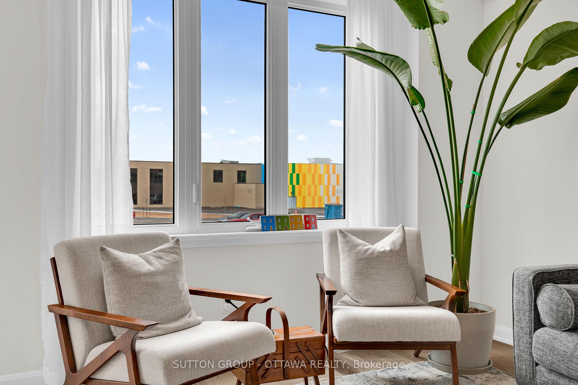 Photo 14 of 117 Teelin Circle, Ottawa, Barrhaven - Half Moon Bay — HOMEH