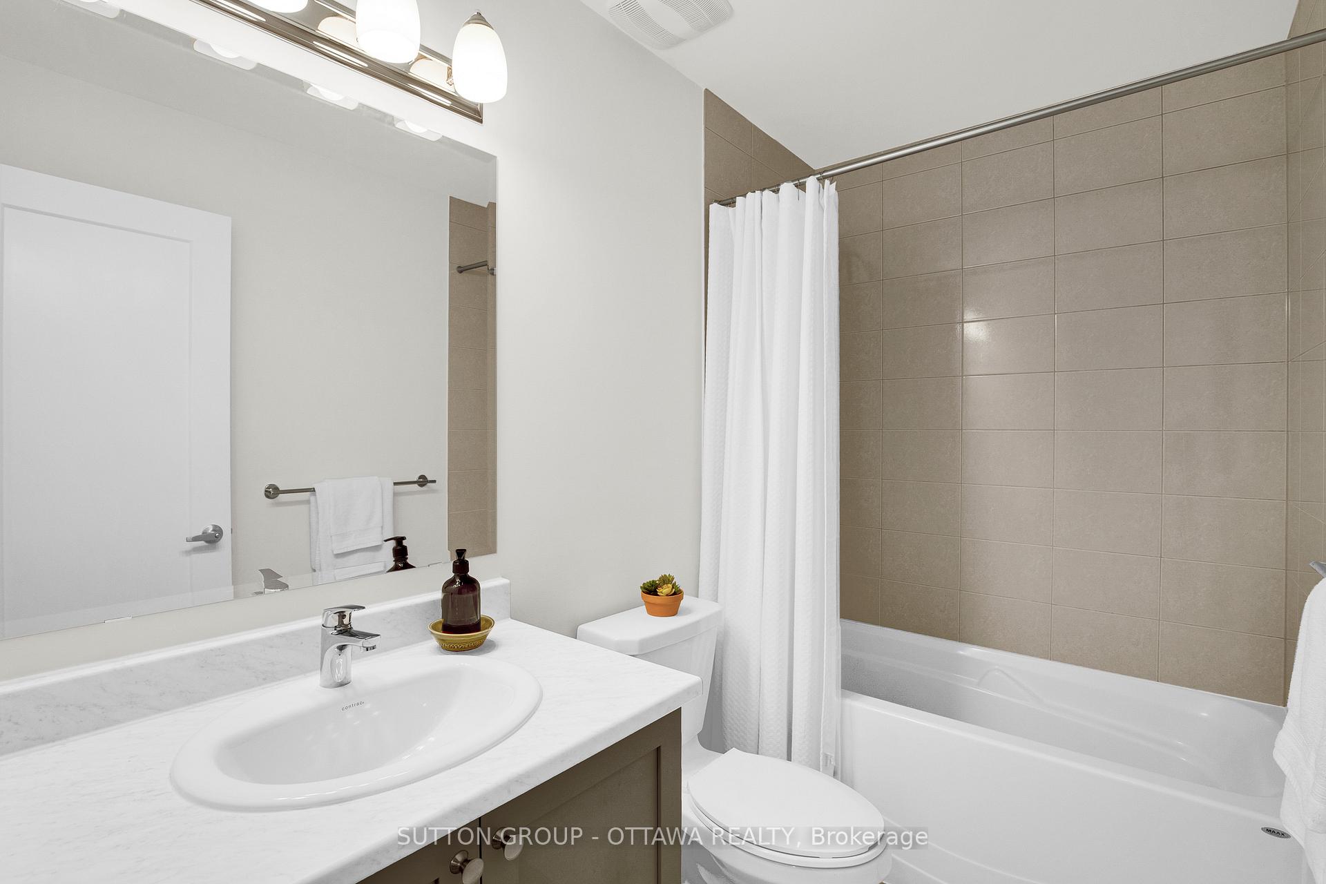 Photo 25 of 117 Teelin Circle, Ottawa, Barrhaven - Half Moon Bay — HOMEH