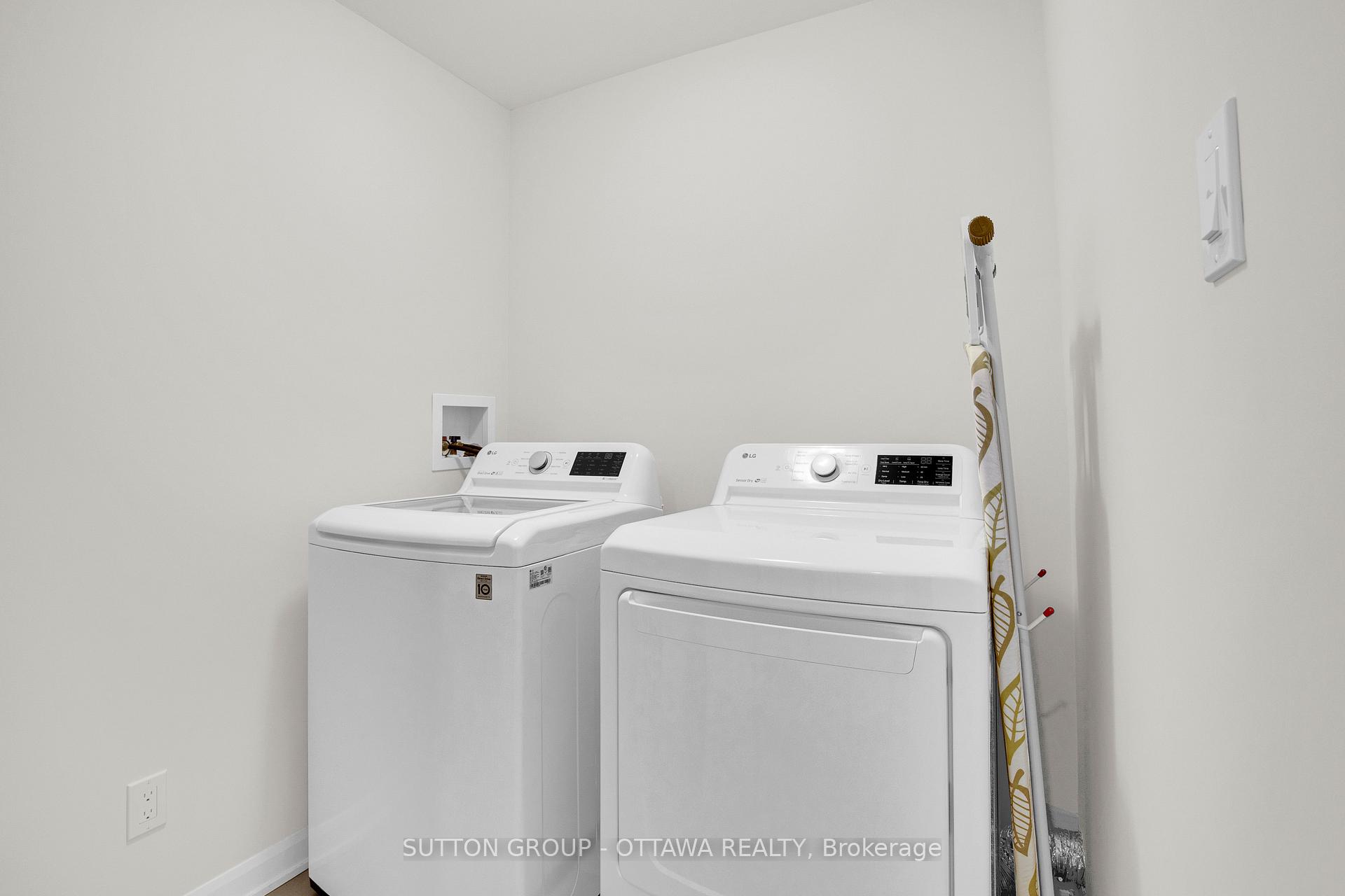 Photo 26 of 117 Teelin Circle, Ottawa, Barrhaven - Half Moon Bay — HOMEH
