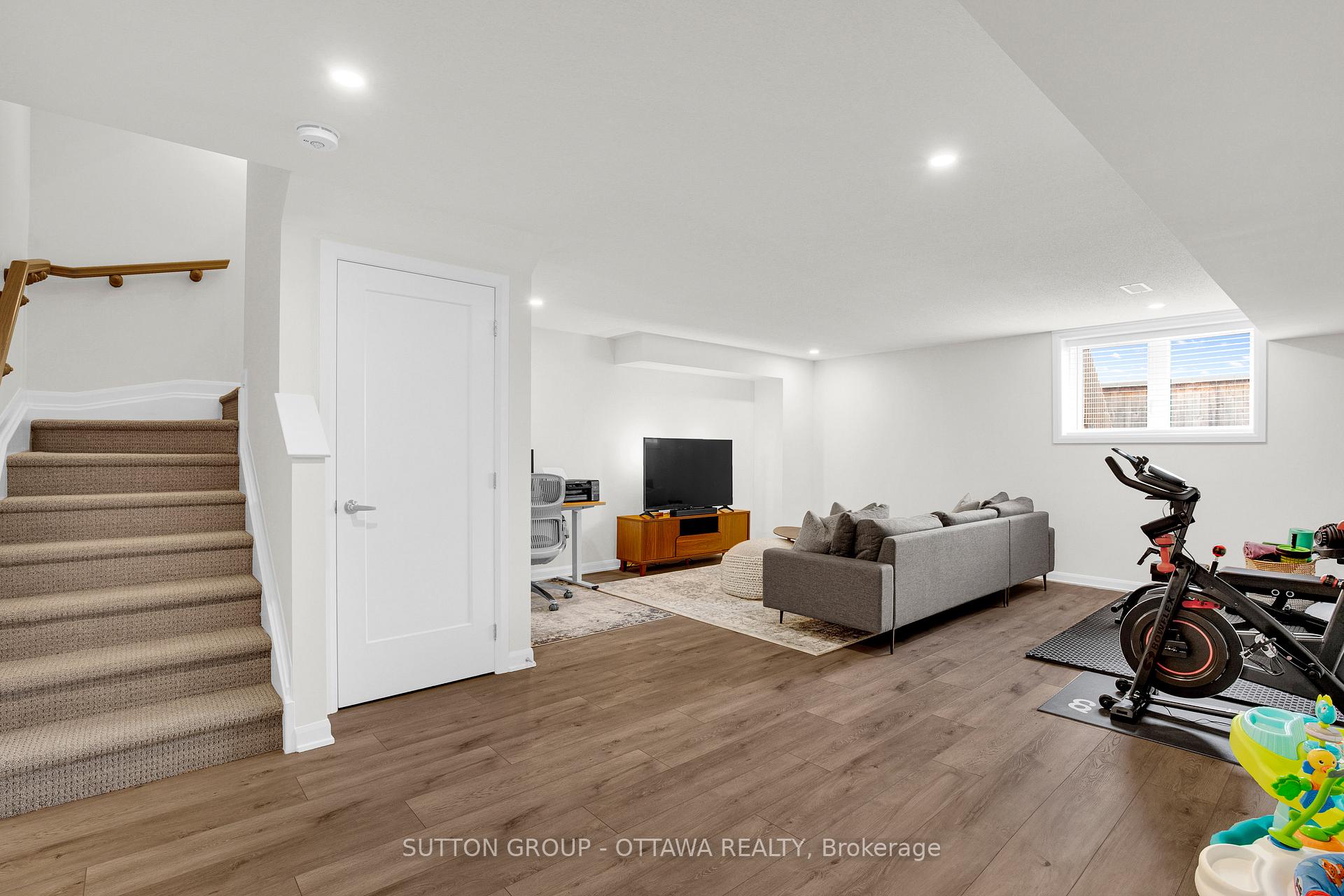 Photo 27 of 117 Teelin Circle, Ottawa, Barrhaven - Half Moon Bay — HOMEH