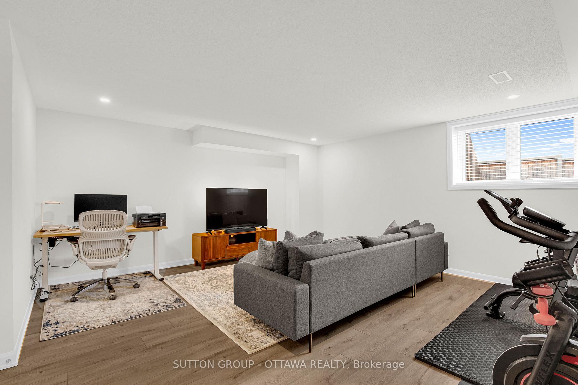 Photo 28 of 117 Teelin Circle, Ottawa, Barrhaven - Half Moon Bay — HOMEH