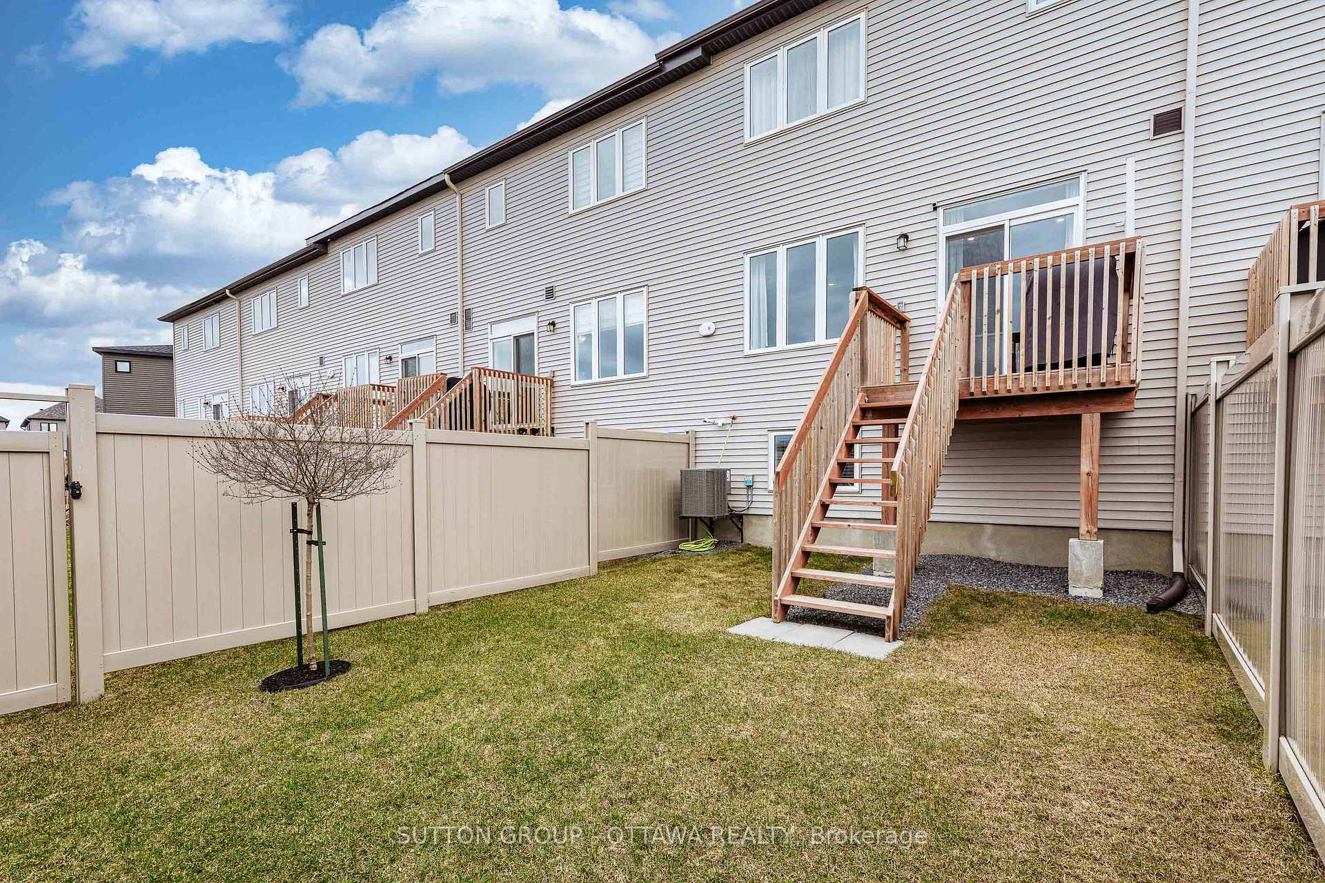 Photo 32 of 117 Teelin Circle, Ottawa, Barrhaven - Half Moon Bay — HOMEH