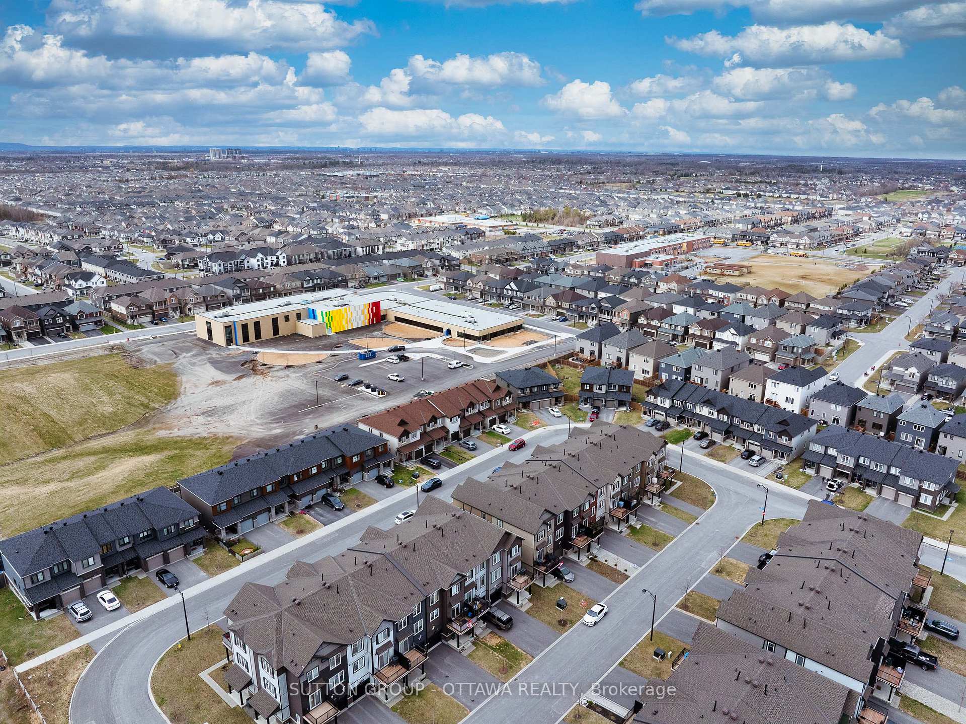 Photo 35 of 117 Teelin Circle, Ottawa, Barrhaven - Half Moon Bay — HOMEH