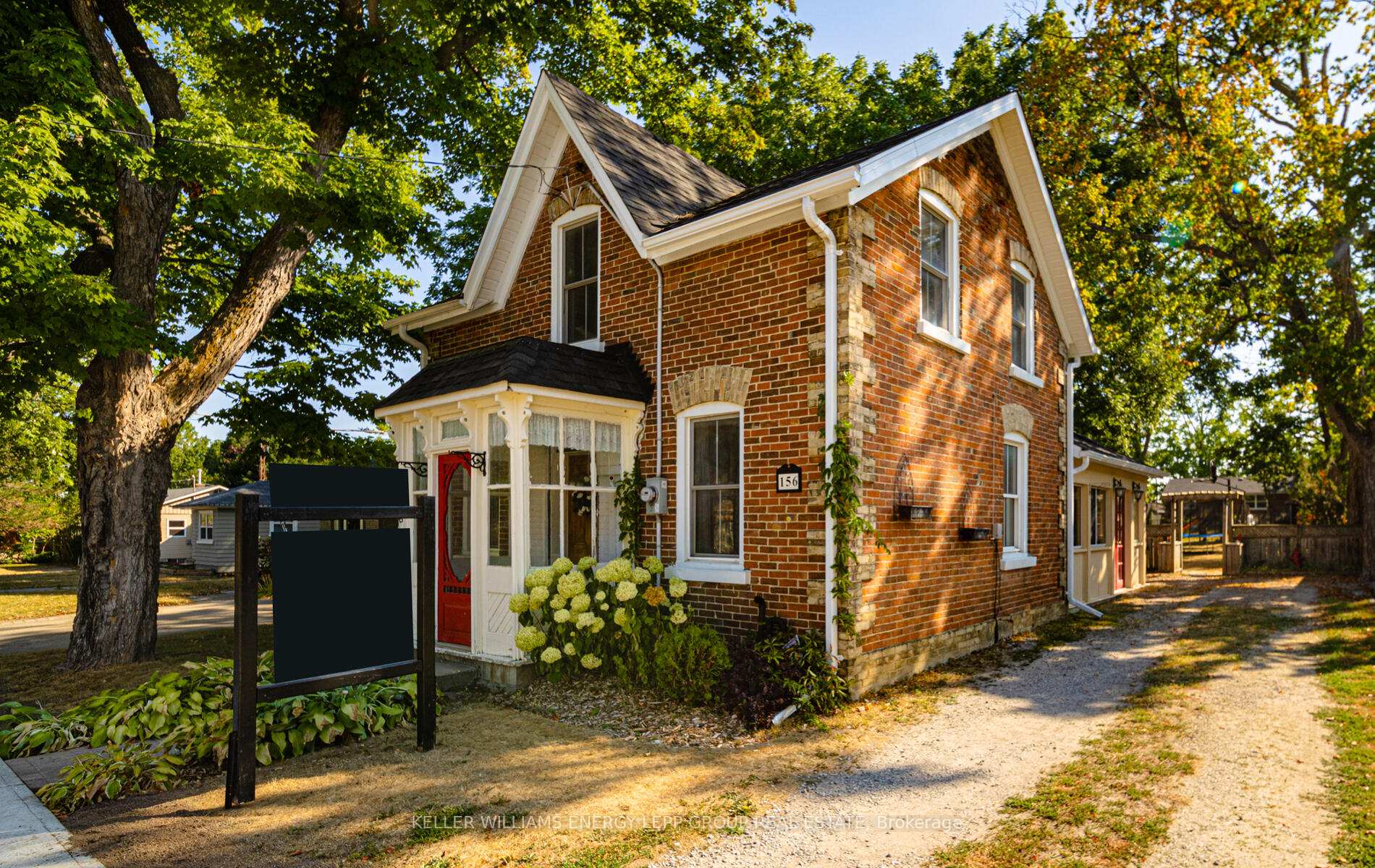 Photo 4 of 156 St. John Street, Brock, Cannington — HOMEH