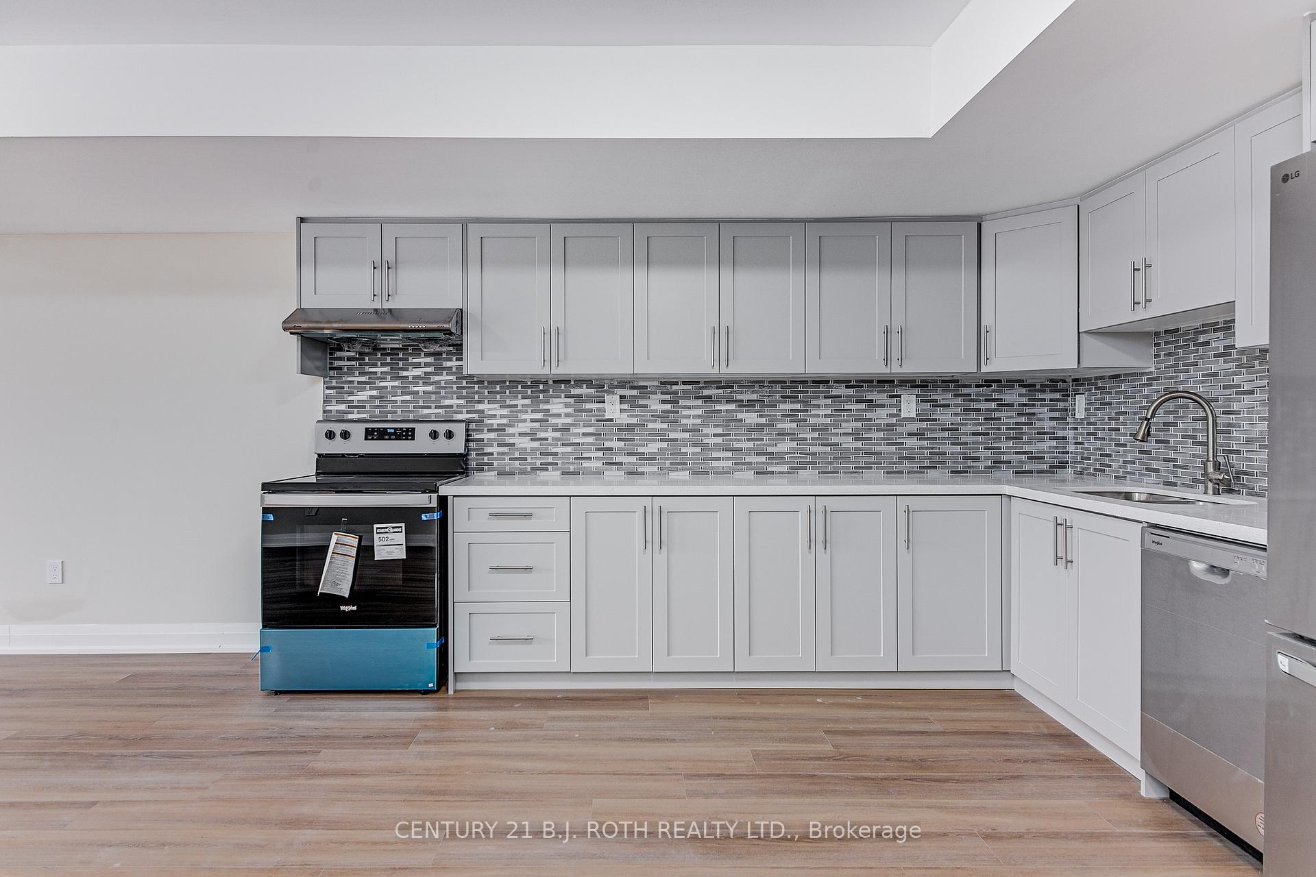 Photo 11 of Unit 5, 98 Peel Street, Barrie, Wellington — HOMEH