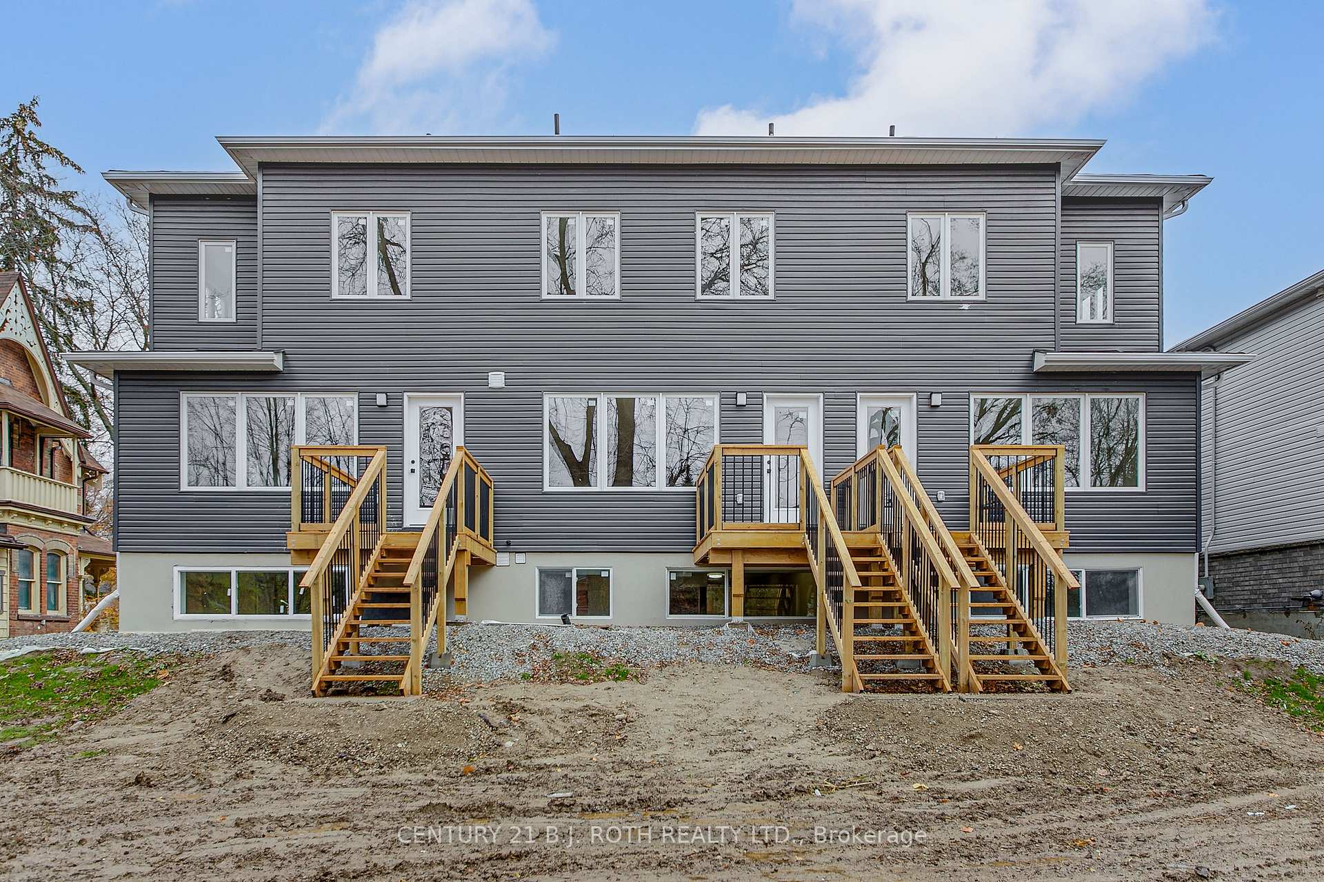 Photo 29 of Unit 5, 98 Peel Street, Barrie, Wellington — HOMEH
