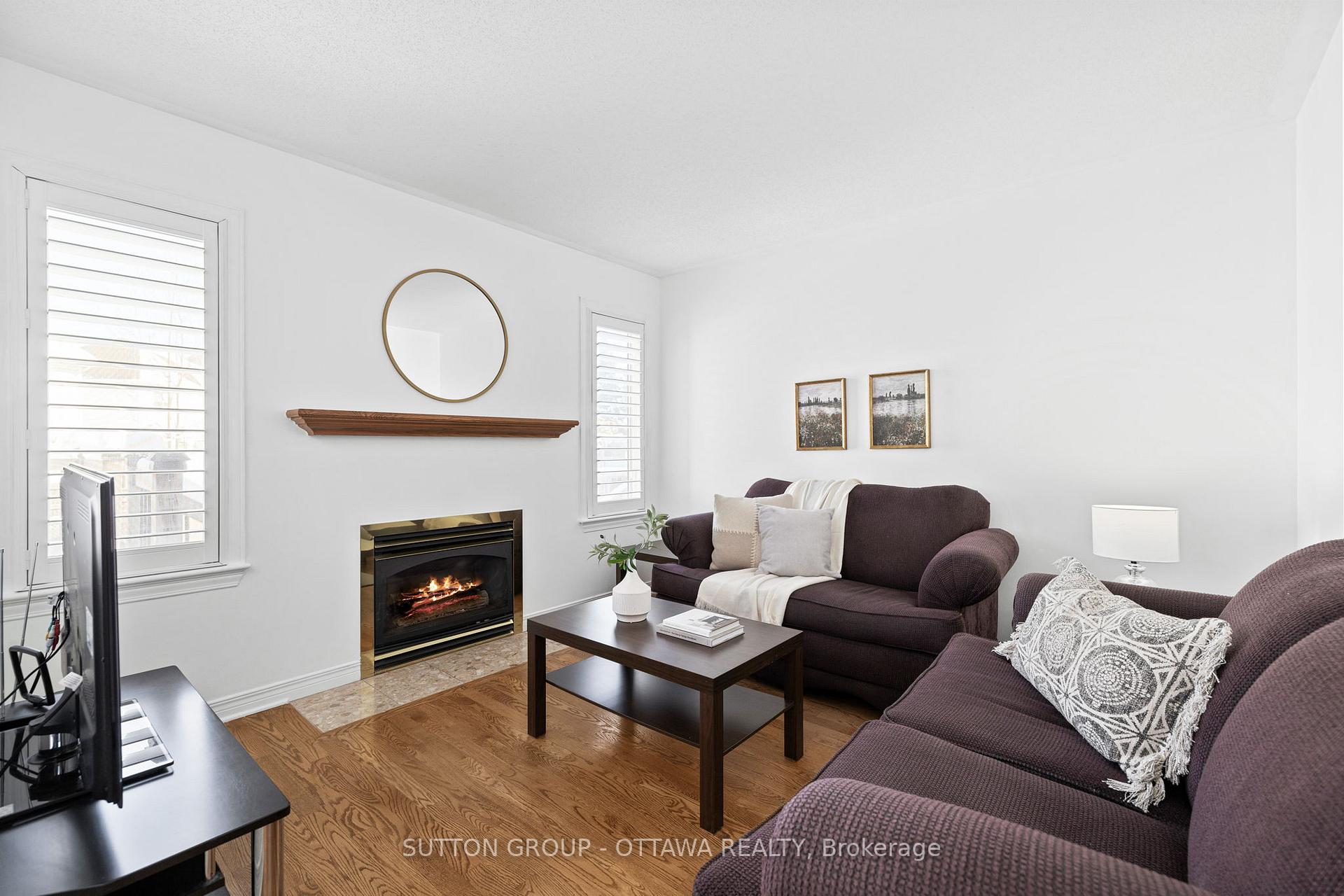Photo 12 of 45 Redpath Drive, Ottawa, Barrhaven East — HOMEH