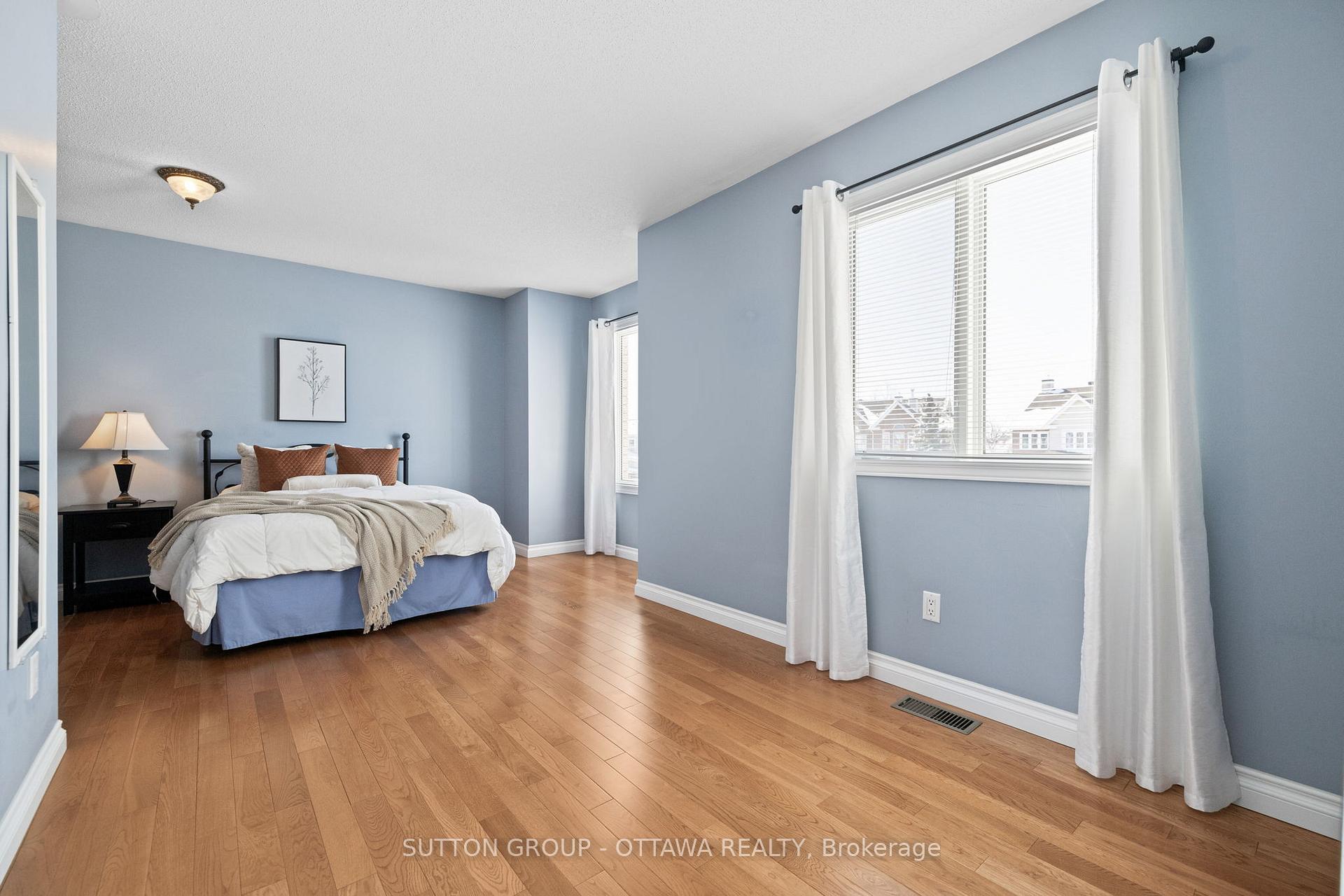Photo 14 of 45 Redpath Drive, Ottawa, Barrhaven East — HOMEH