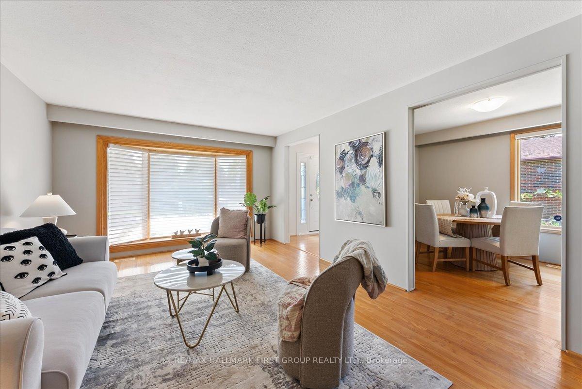 Photo 7 of 77 Hills Road, Ajax, South East — HOMEH