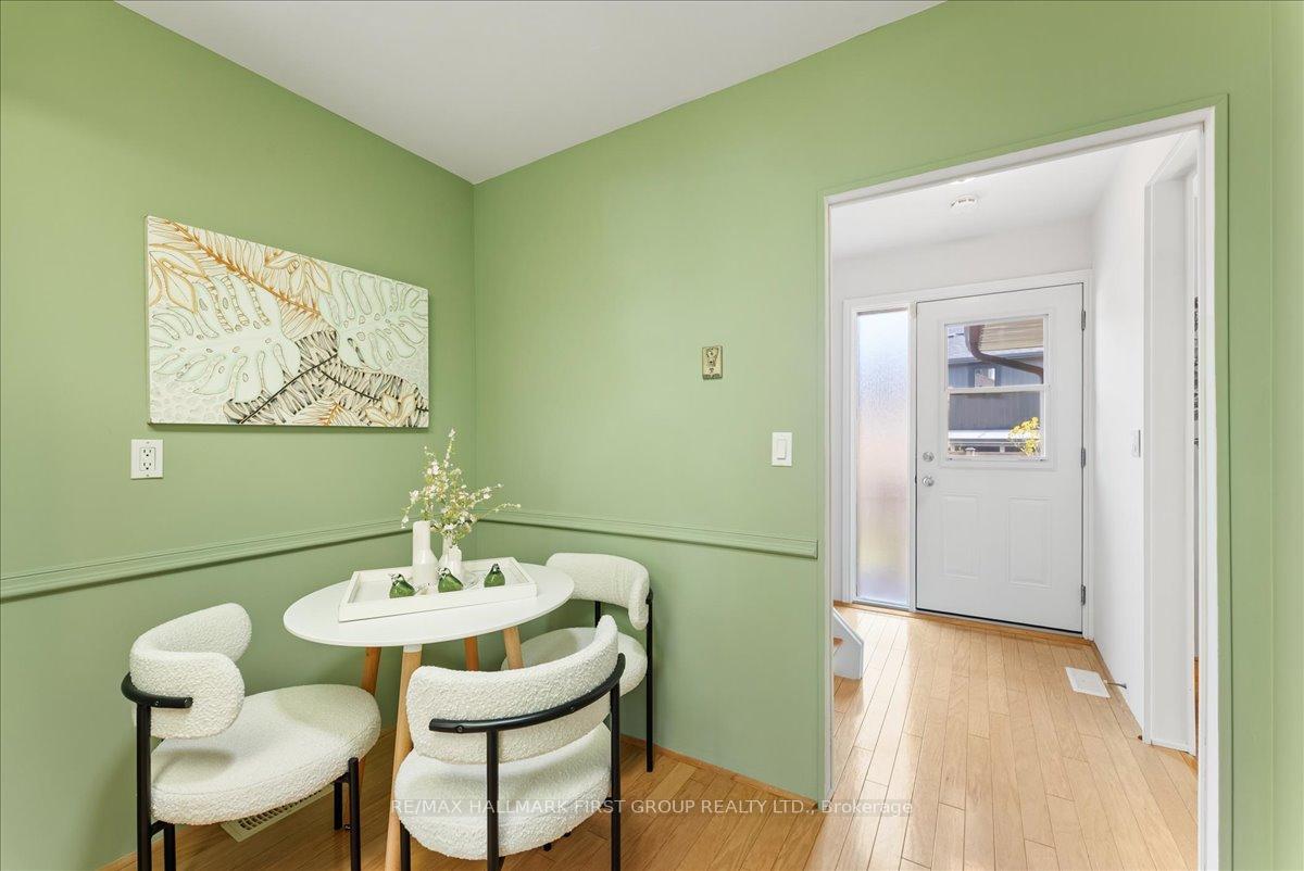 Photo 11 of 77 Hills Road, Ajax, South East — HOMEH