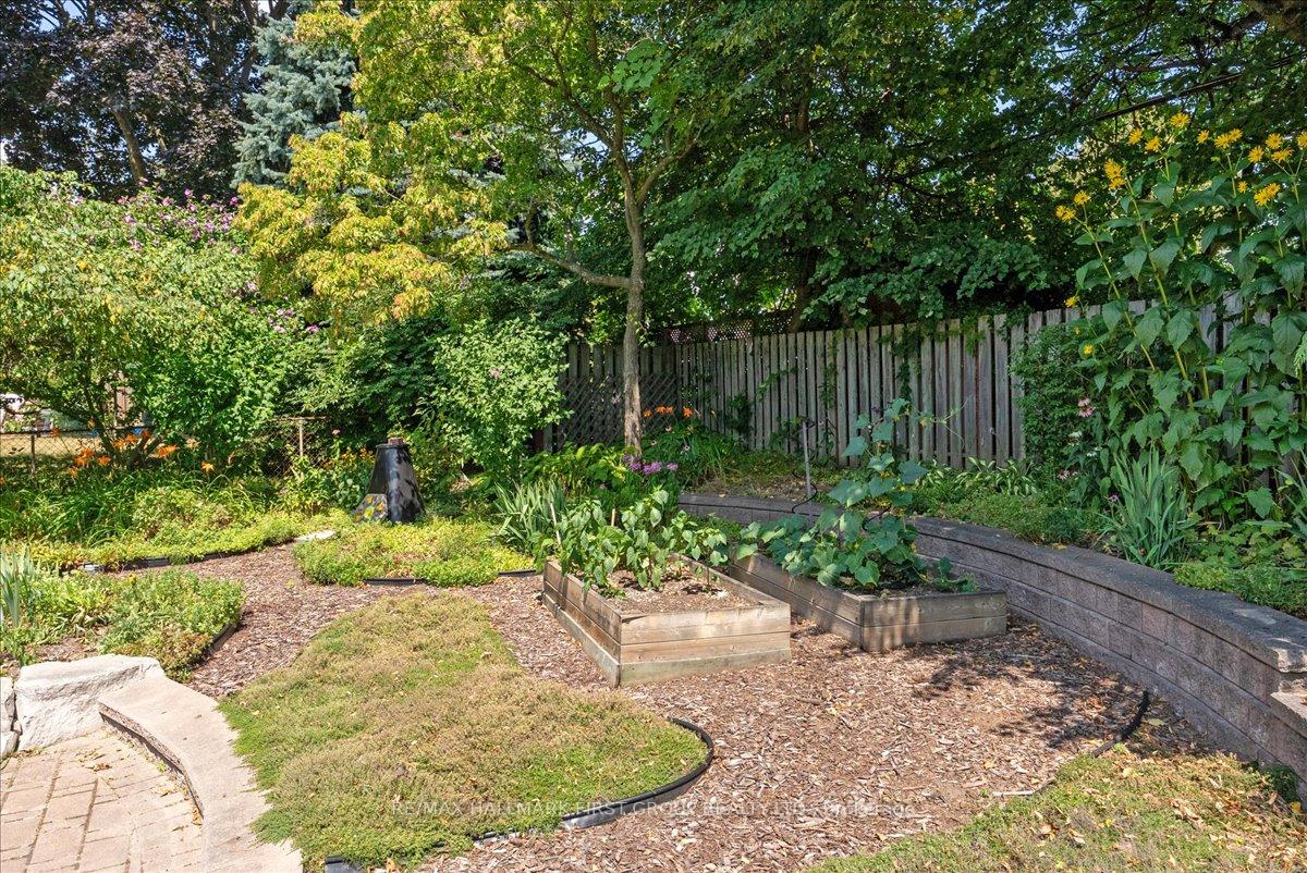 Photo 32 of 77 Hills Road, Ajax, South East — HOMEH