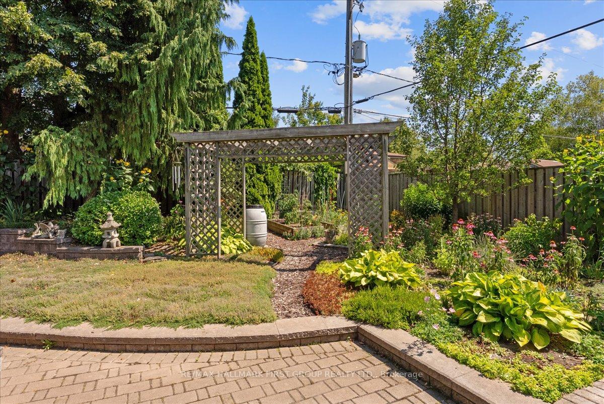 Photo 34 of 77 Hills Road, Ajax, South East — HOMEH