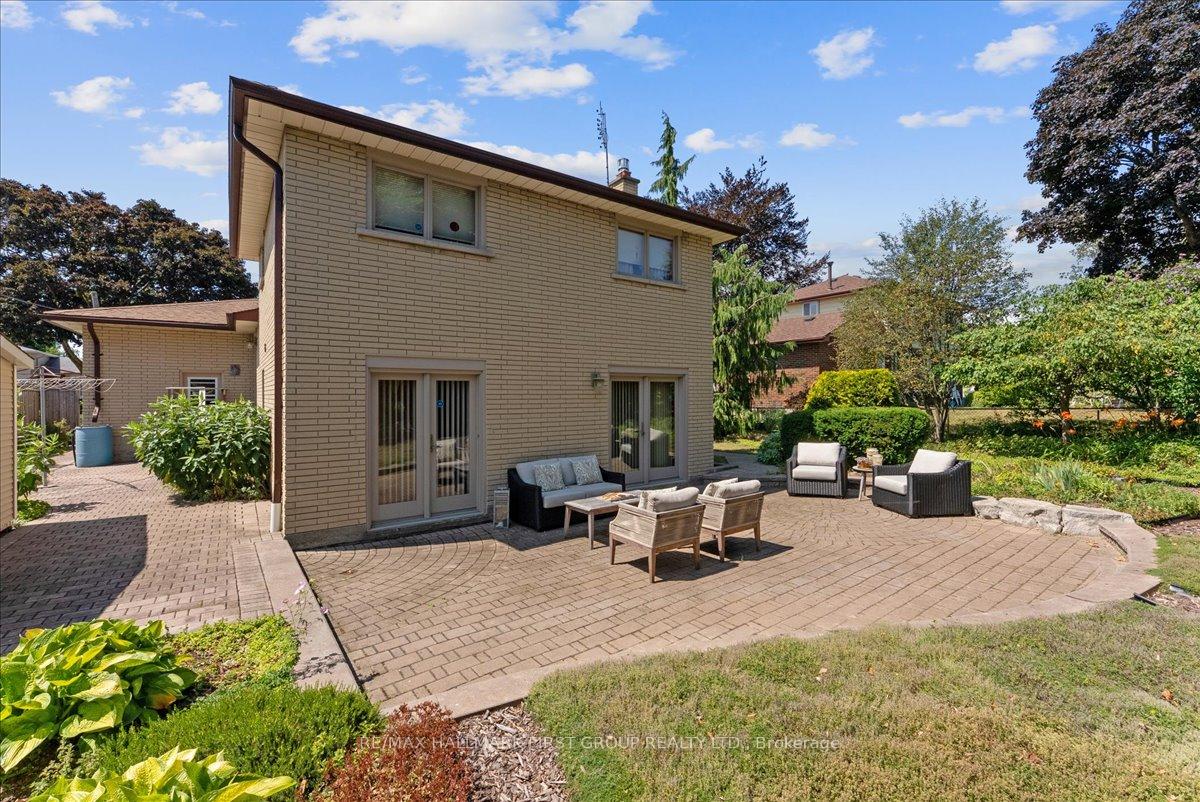 Photo 35 of 77 Hills Road, Ajax, South East — HOMEH
