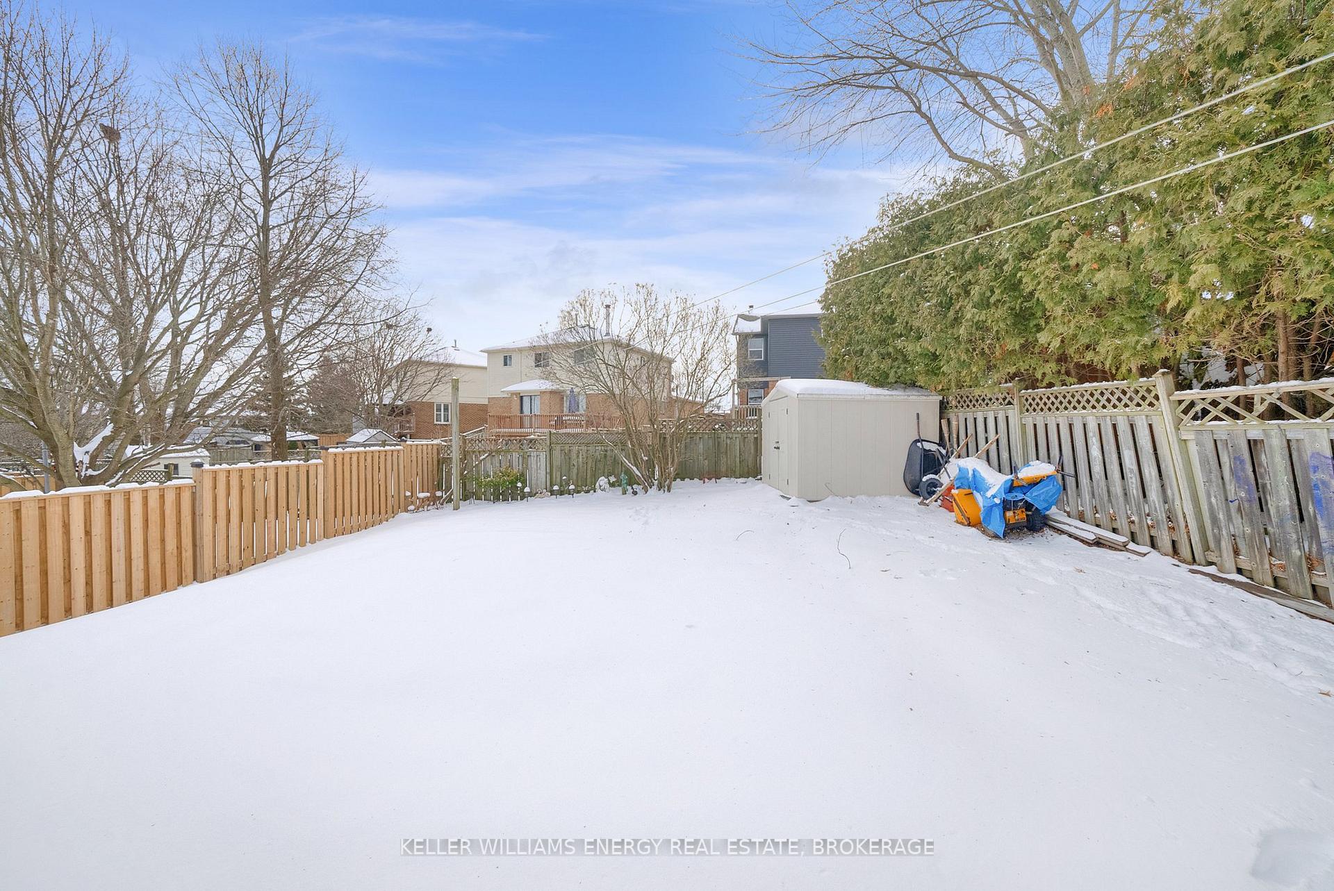 Photo 6 of 28 Foster Creek Drive, Clarington, Newcastle — HOMEH