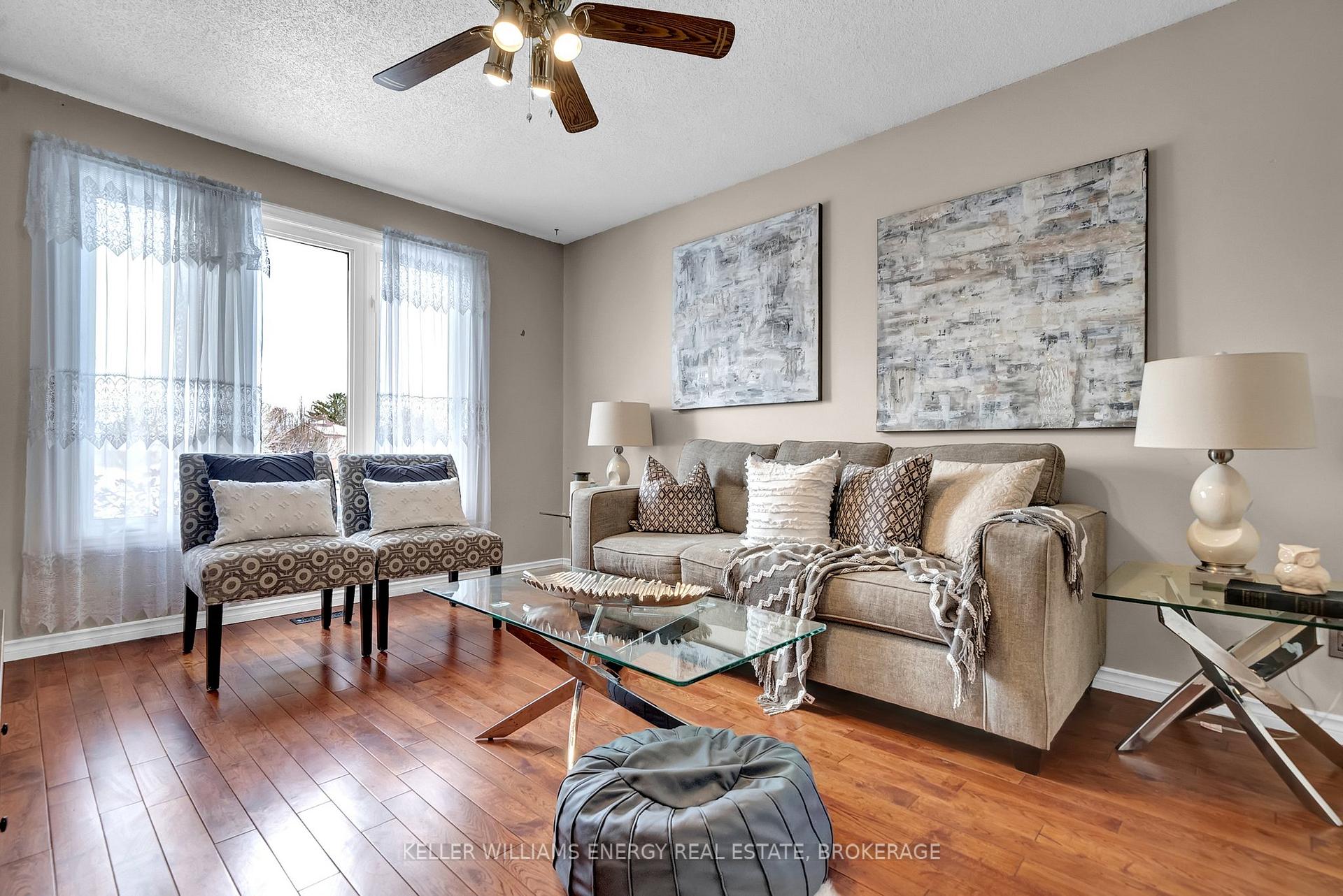 Photo 10 of 28 Foster Creek Drive, Clarington, Newcastle — HOMEH