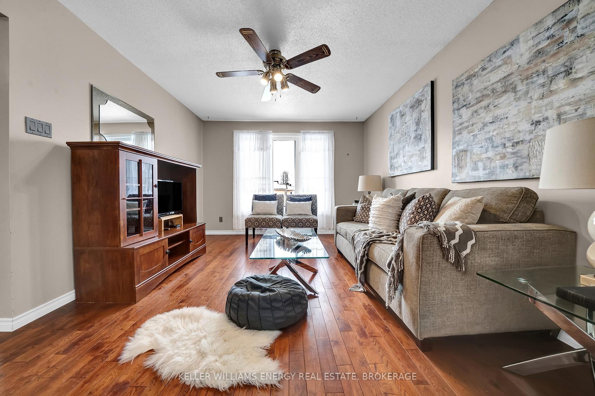 Photo 11 of 28 Foster Creek Drive, Clarington, Newcastle — HOMEH