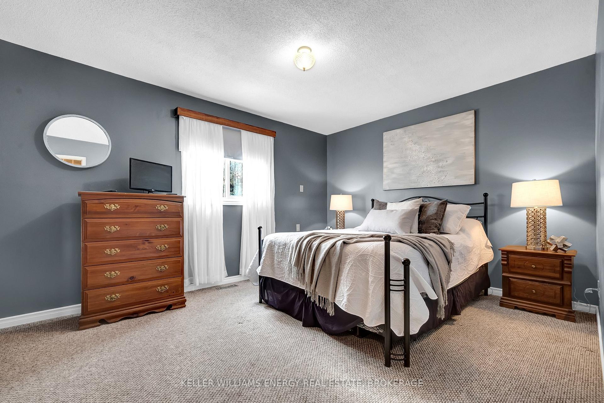 Photo 20 of 28 Foster Creek Drive, Clarington, Newcastle — HOMEH