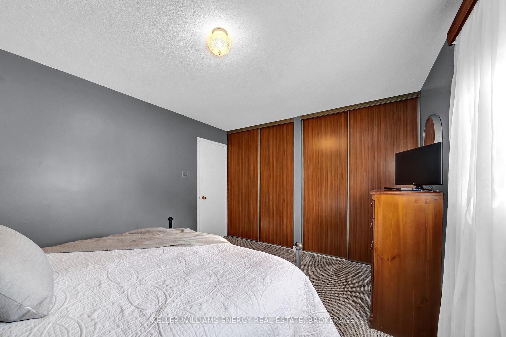 Photo 21 of 28 Foster Creek Drive, Clarington, Newcastle — HOMEH
