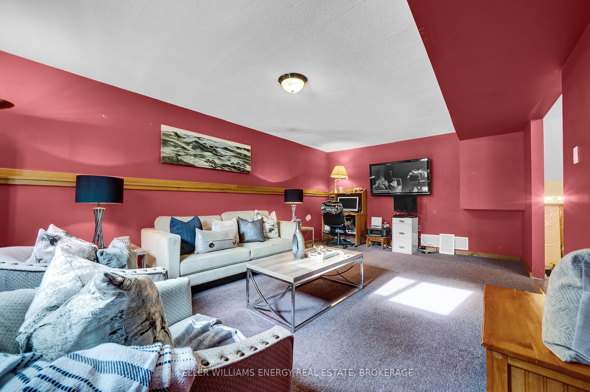 Photo 32 of 28 Foster Creek Drive, Clarington, Newcastle — HOMEH
