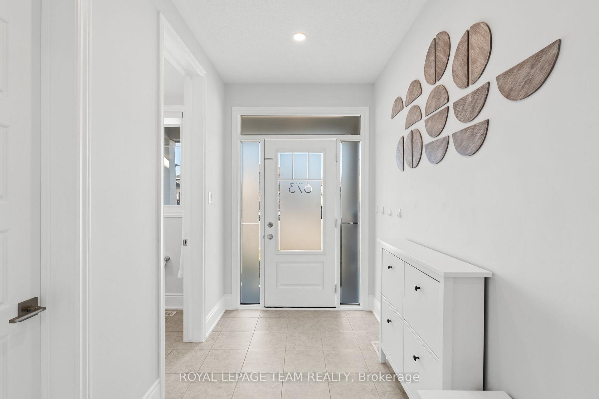 Photo 2 of 673 Rye Grass Way, Ottawa, Barrhaven - Half Moon Bay — HOMEH