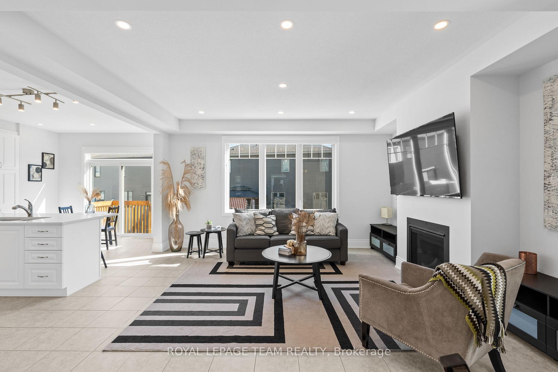 Photo 6 of 673 Rye Grass Way, Ottawa, Barrhaven - Half Moon Bay — HOMEH