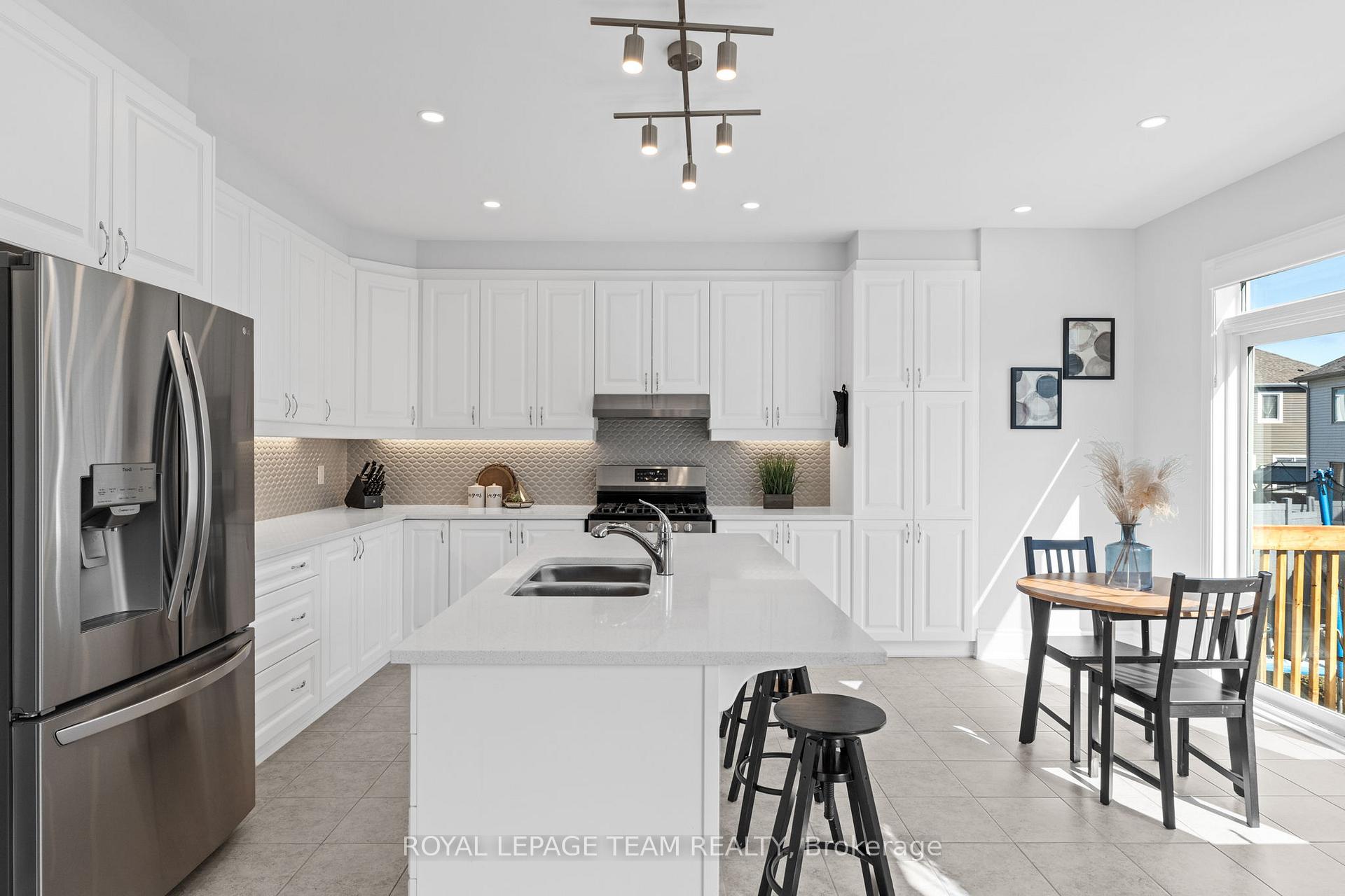 Photo 7 of 673 Rye Grass Way, Ottawa, Barrhaven - Half Moon Bay — HOMEH