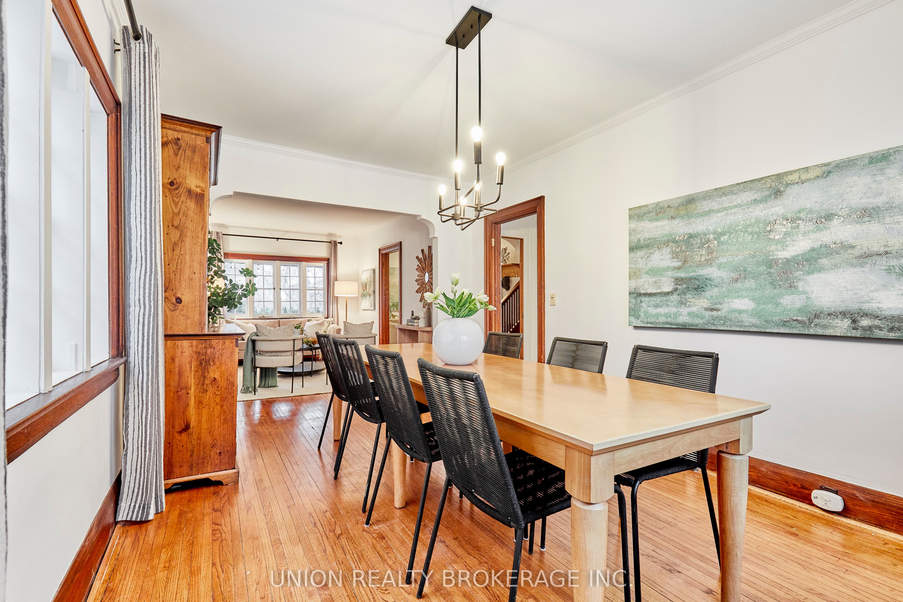 Photo 33 of 345 Kingswood Road, Toronto, The Beaches — HOMEH
