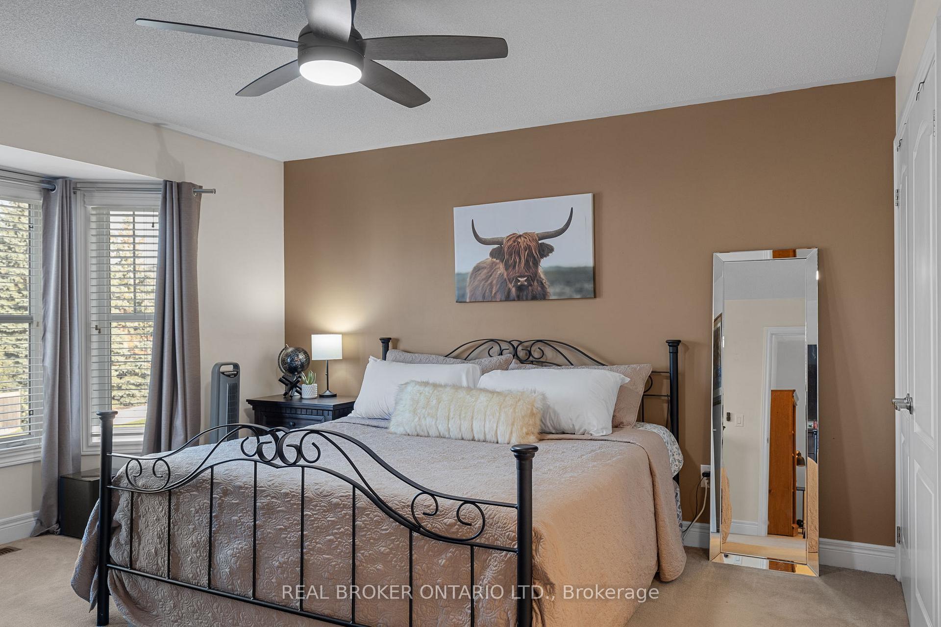 Photo 32 of 33 Royal Park Boulevard, Barrie, Bayshore — HOMEH