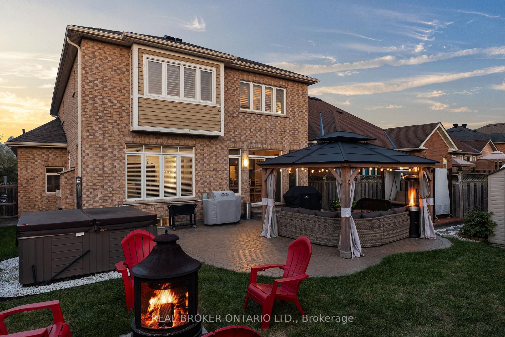 Photo 46 of 33 Royal Park Boulevard, Barrie, Bayshore — HOMEH