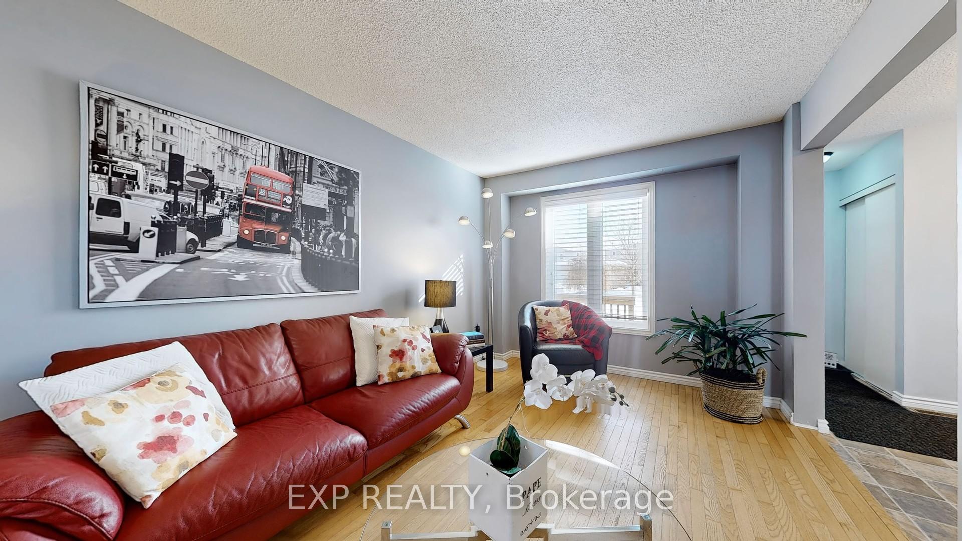 Photo 6 of 18 Flaxman Avenue N, Clarington, Bowmanville — HOMEH