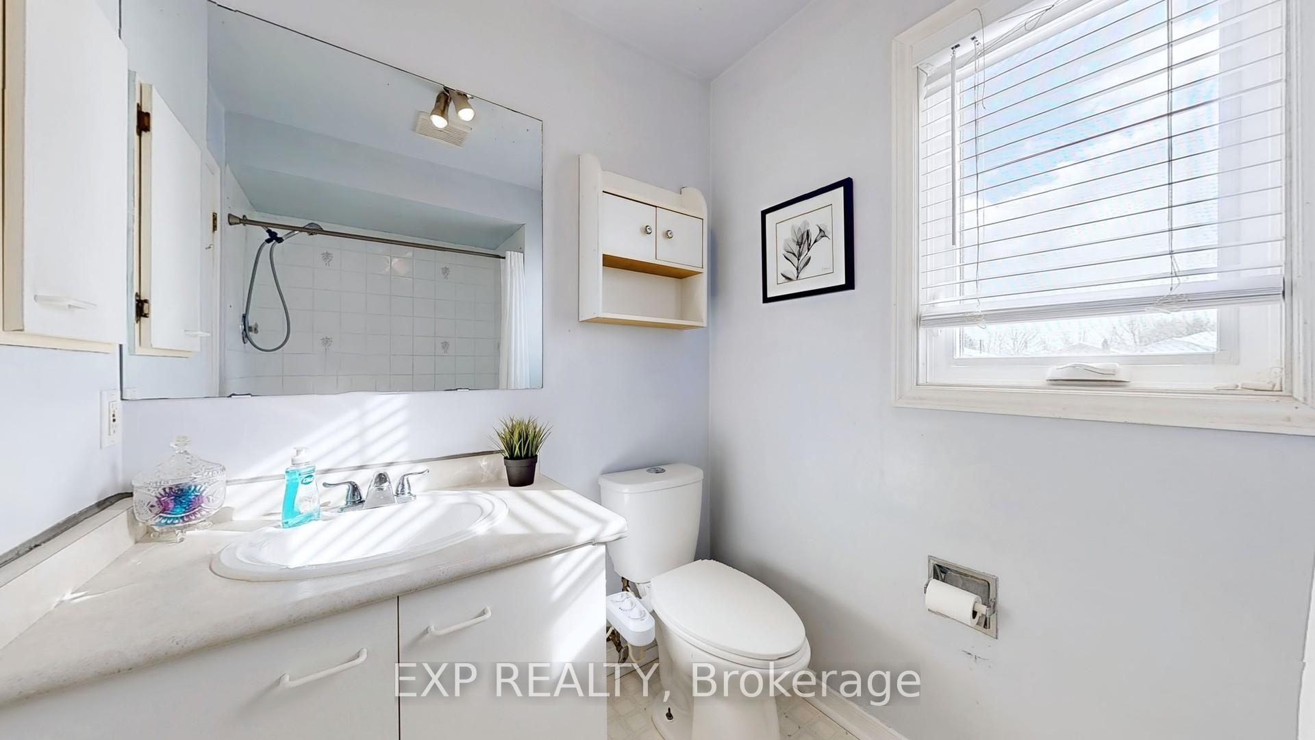 Photo 25 of 18 Flaxman Avenue N, Clarington, Bowmanville — HOMEH