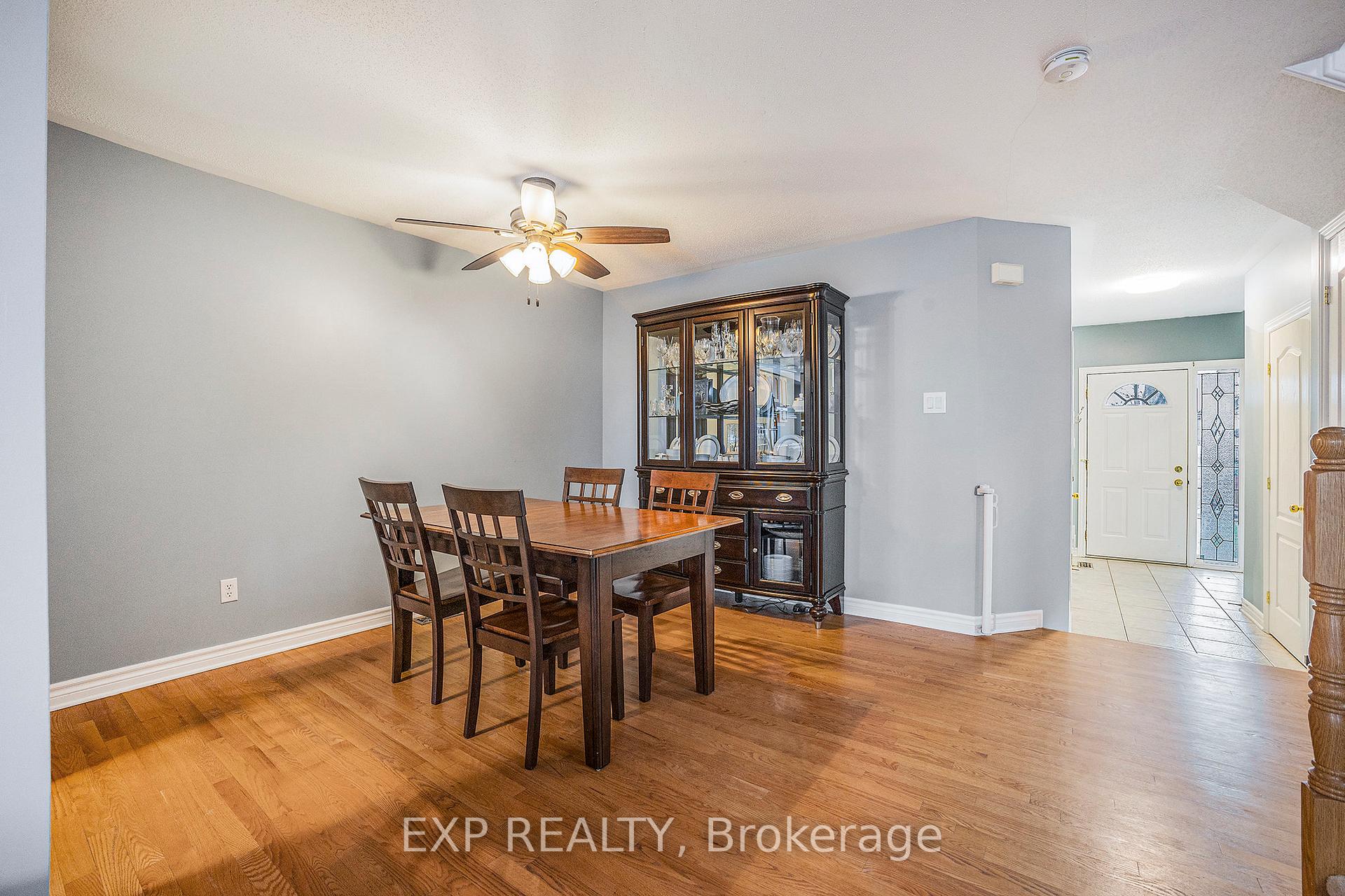 Photo 7 of 252 Deerfox Drive, Ottawa, Barrhaven - Longfields — HOMEH