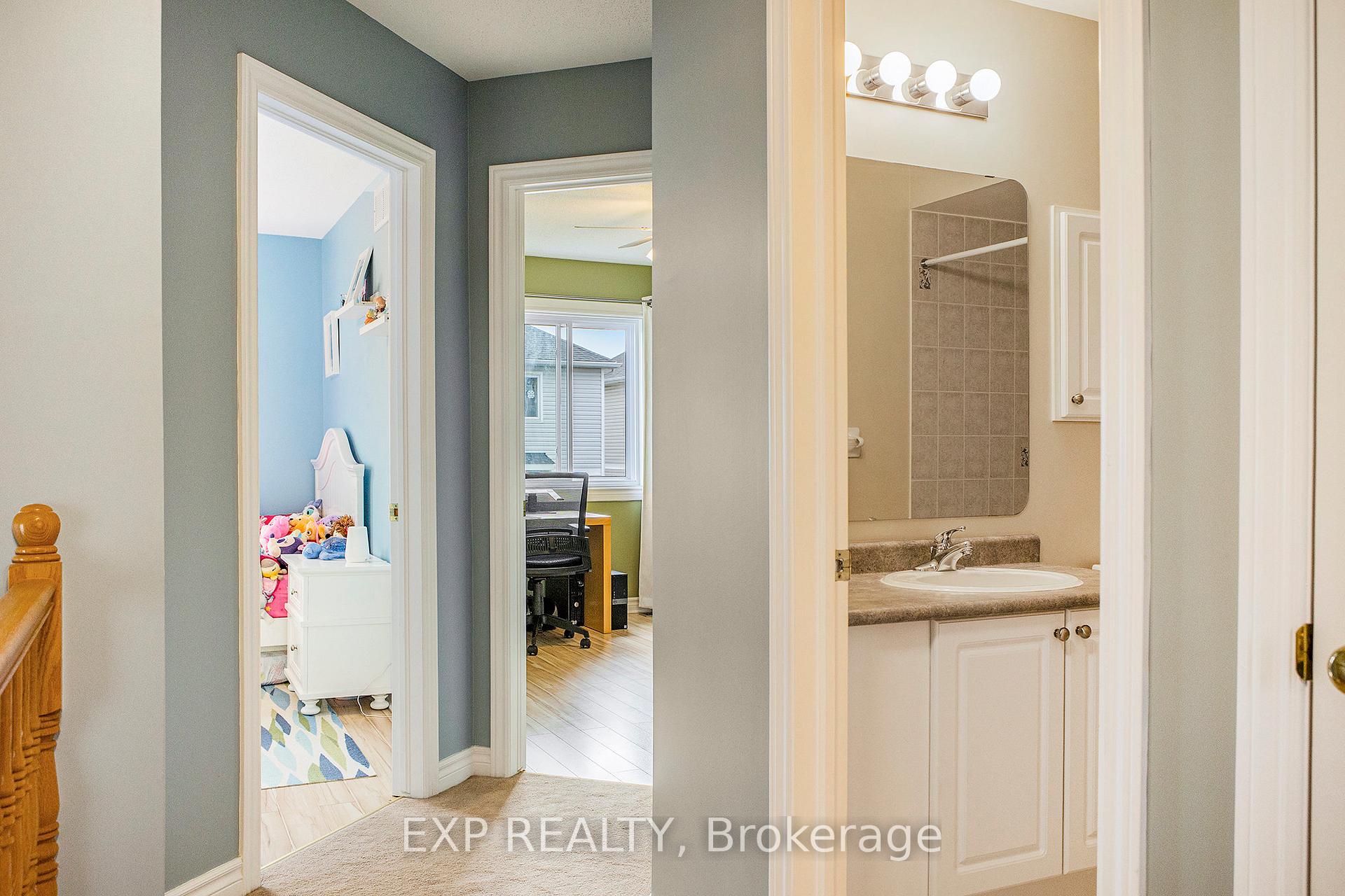 Photo 24 of 252 Deerfox Drive, Ottawa, Barrhaven - Longfields — HOMEH