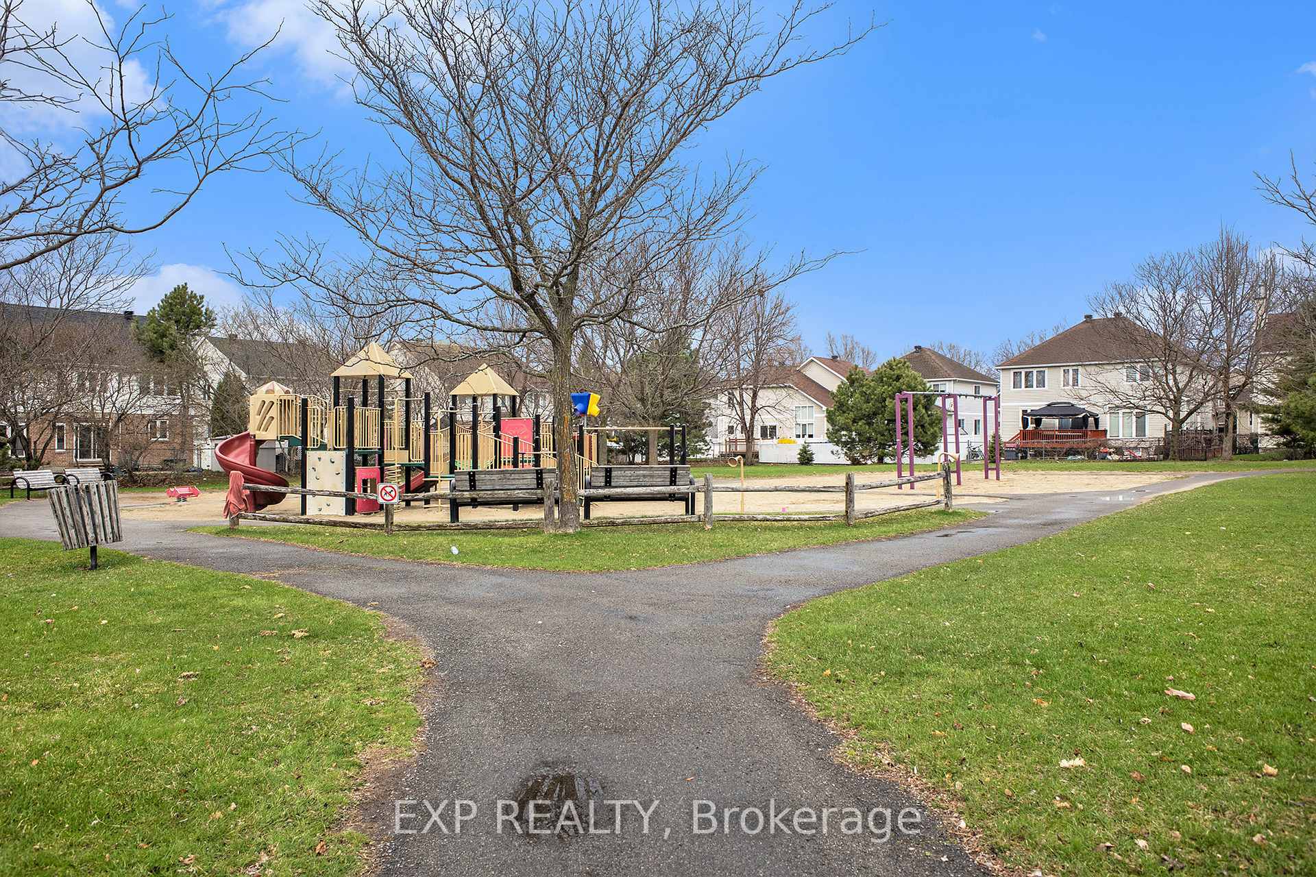 Photo 31 of 252 Deerfox Drive, Ottawa, Barrhaven - Longfields — HOMEH