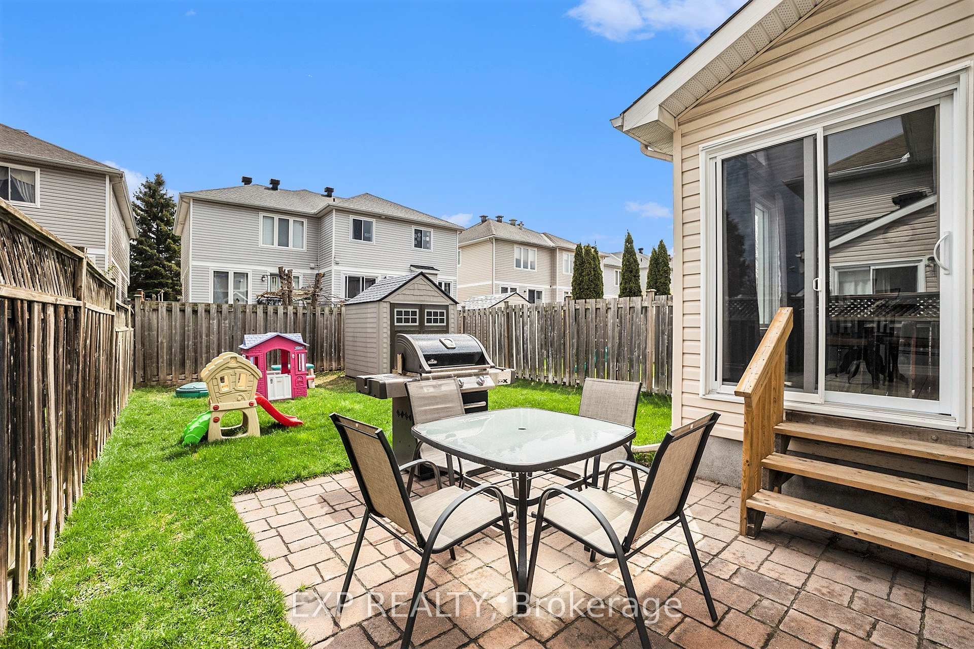 Photo 32 of 252 Deerfox Drive, Ottawa, Barrhaven - Longfields — HOMEH