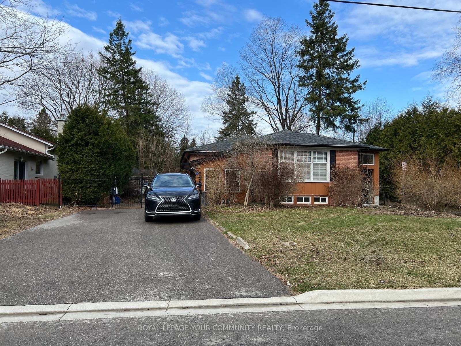 Photo 1 of 26 Holman Crescent, Aurora, Aurora Highlands — HOMEH